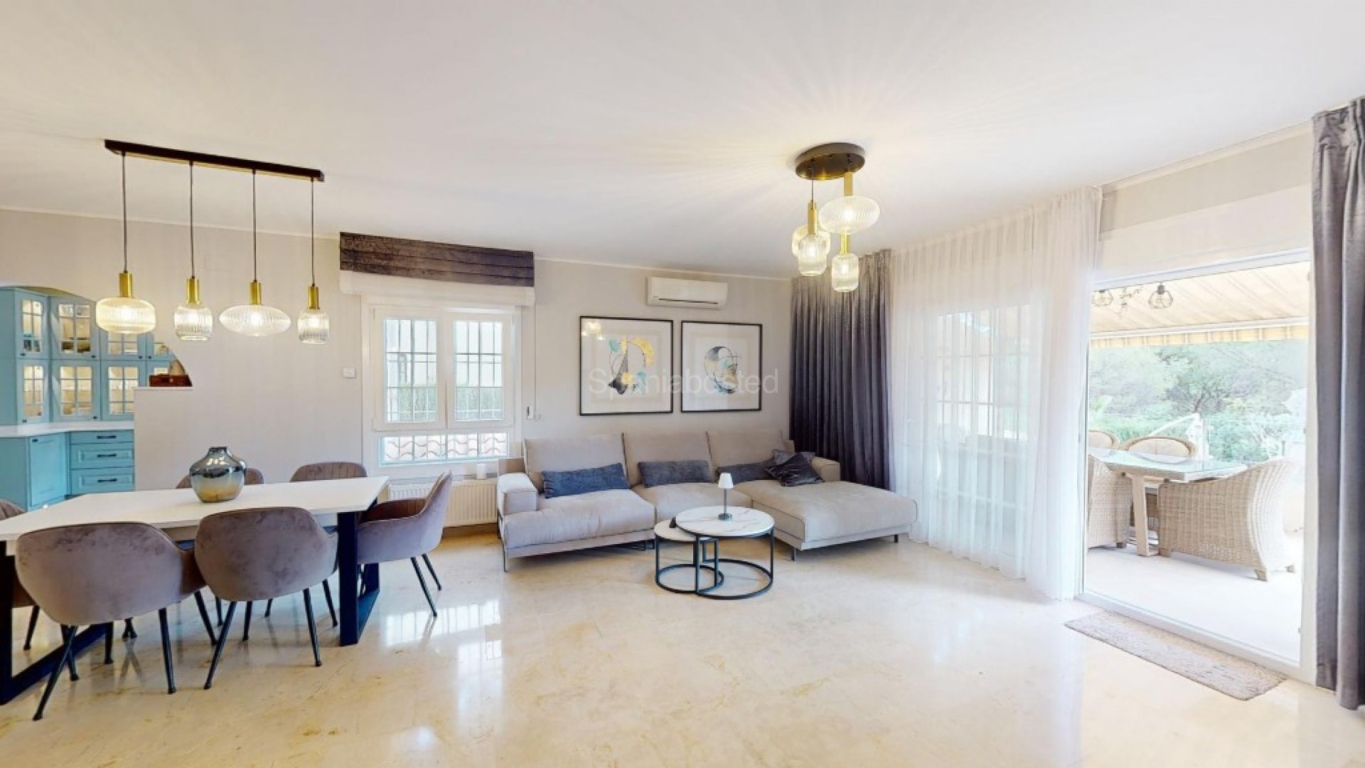 Bruktbolig - Villa -
Las Ramblas