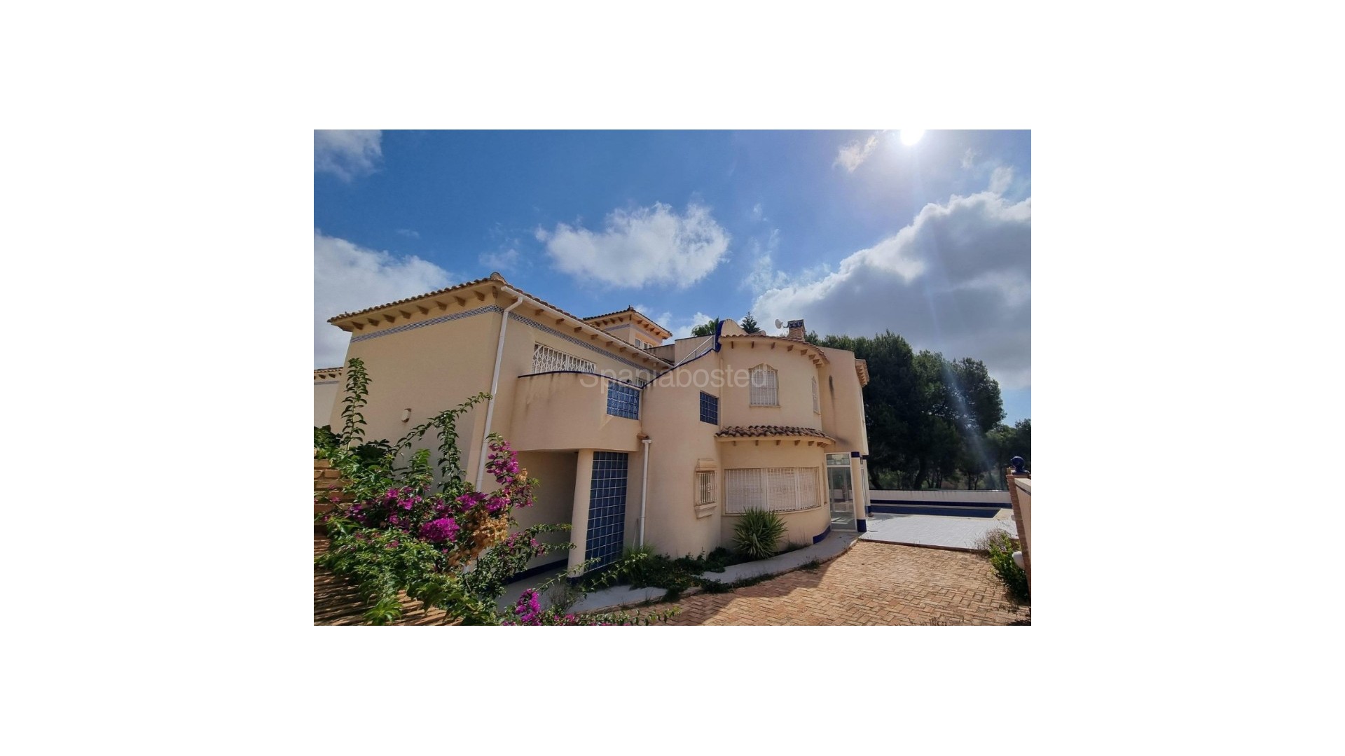 Bruktbolig - Villa -
Las Ramblas