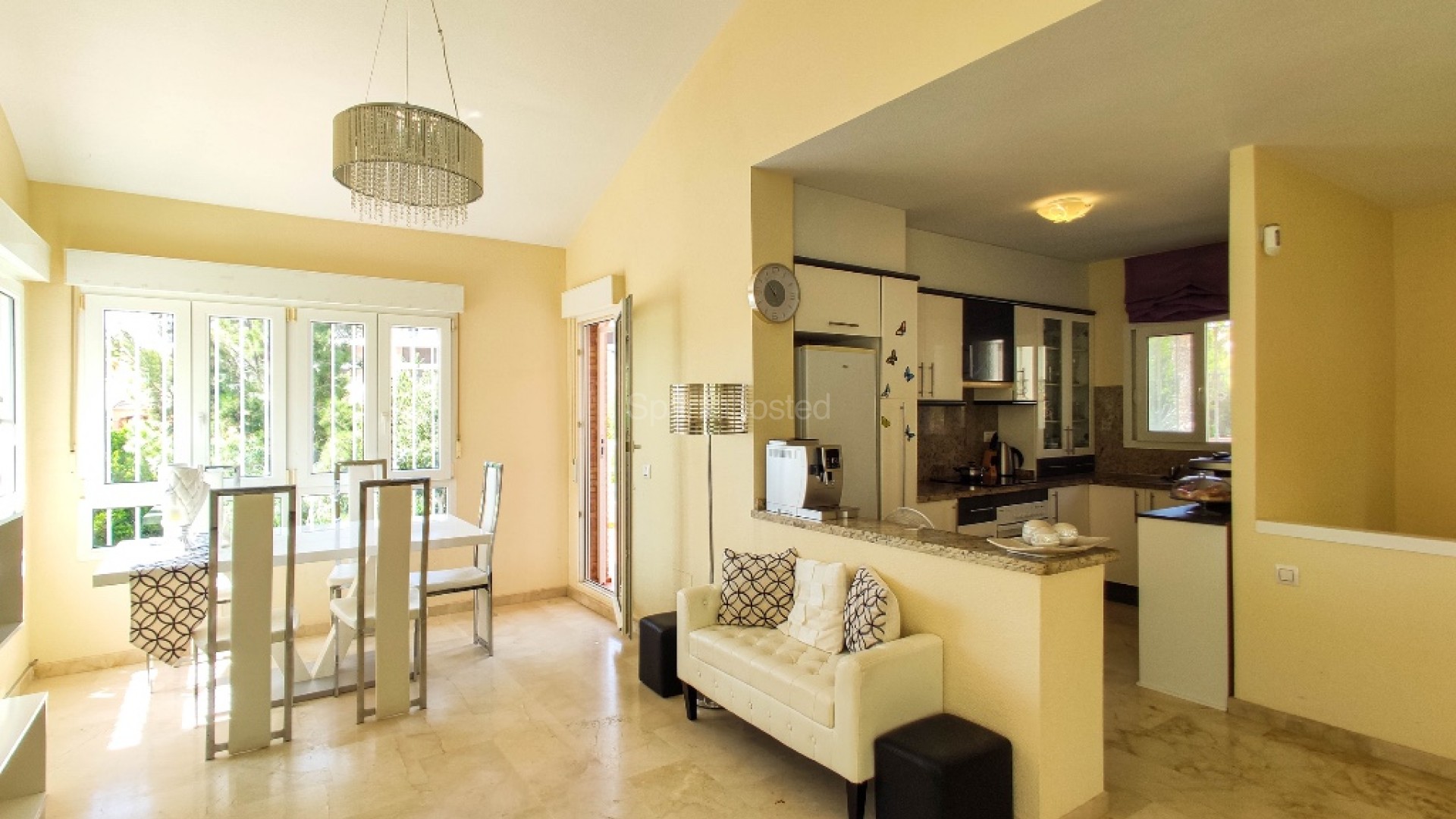 Bruktbolig - Villa -
Las Ramblas