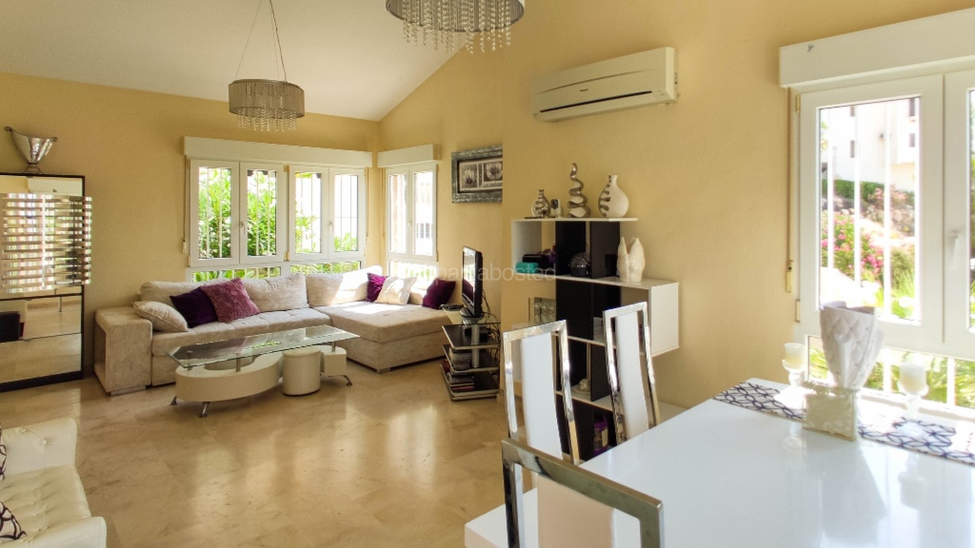 Bruktbolig - Villa -
Las Ramblas