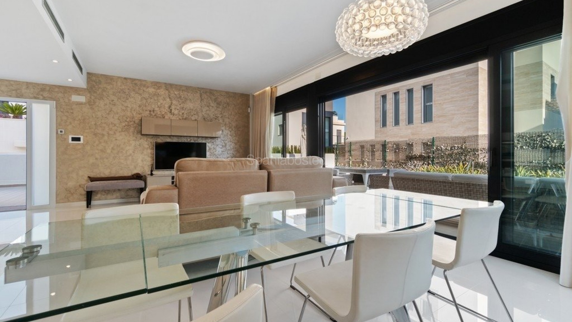 Bruktbolig - Villa -
Orihuela Costa - Agua Marina