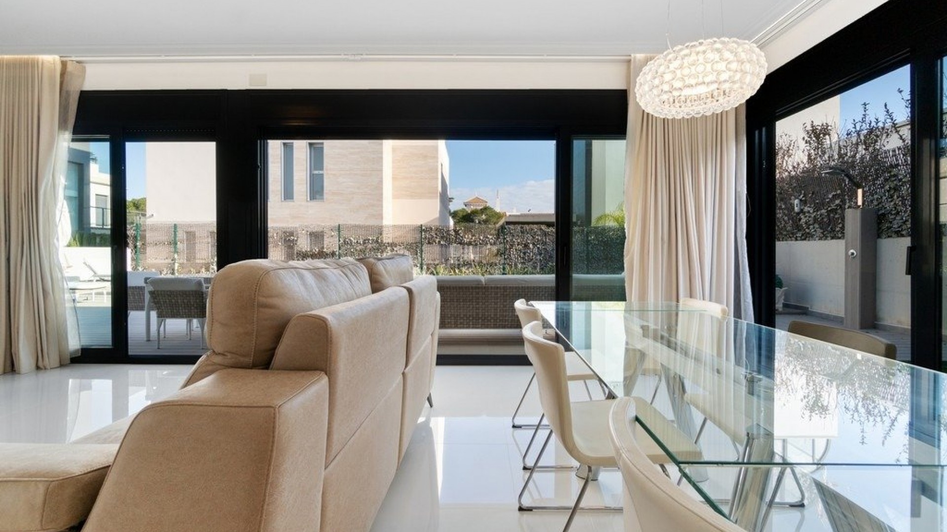 Bruktbolig - Villa -
Orihuela Costa - Agua Marina