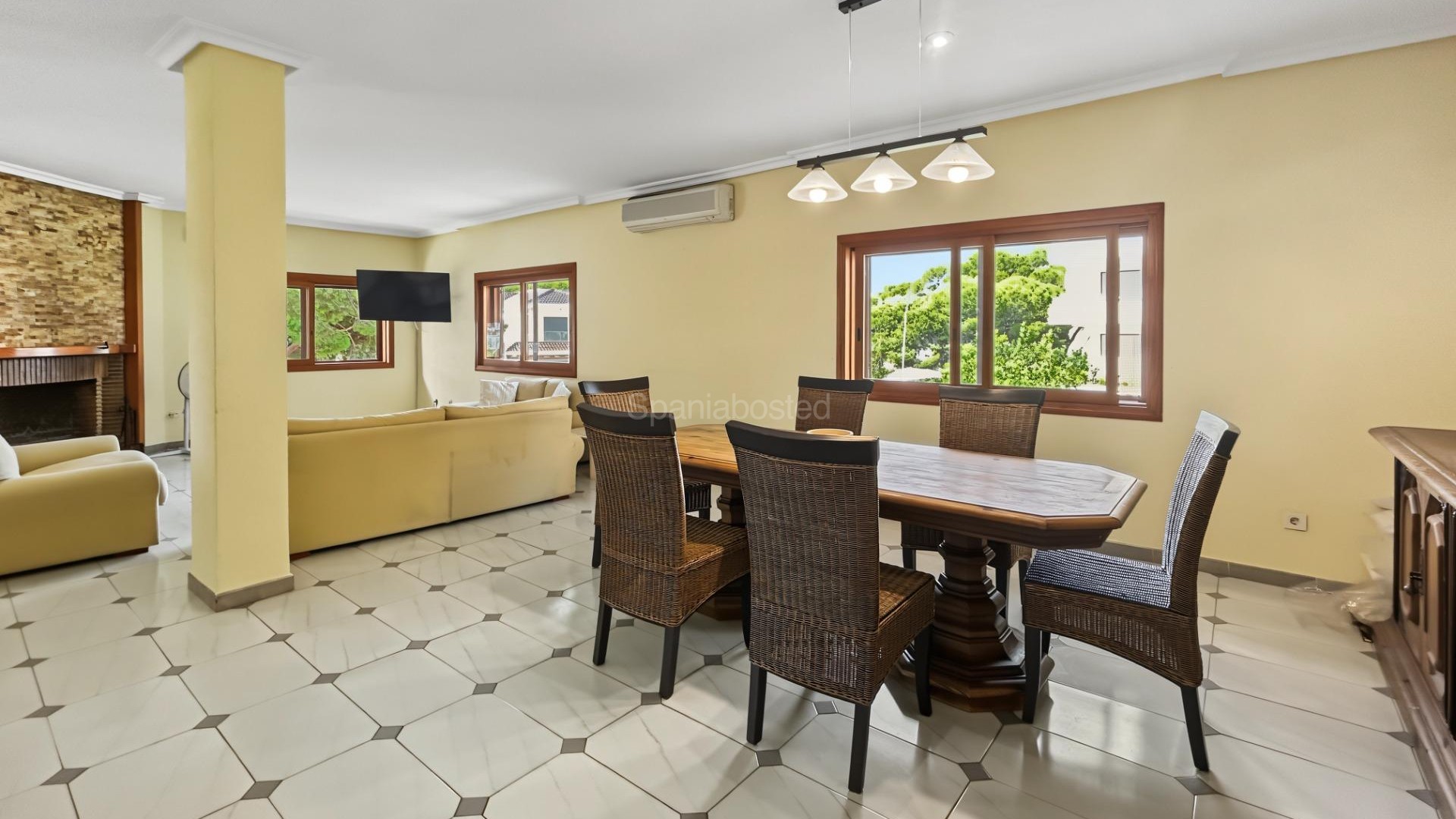 Bruktbolig - Villa -
Orihuela Costa - Campoamor