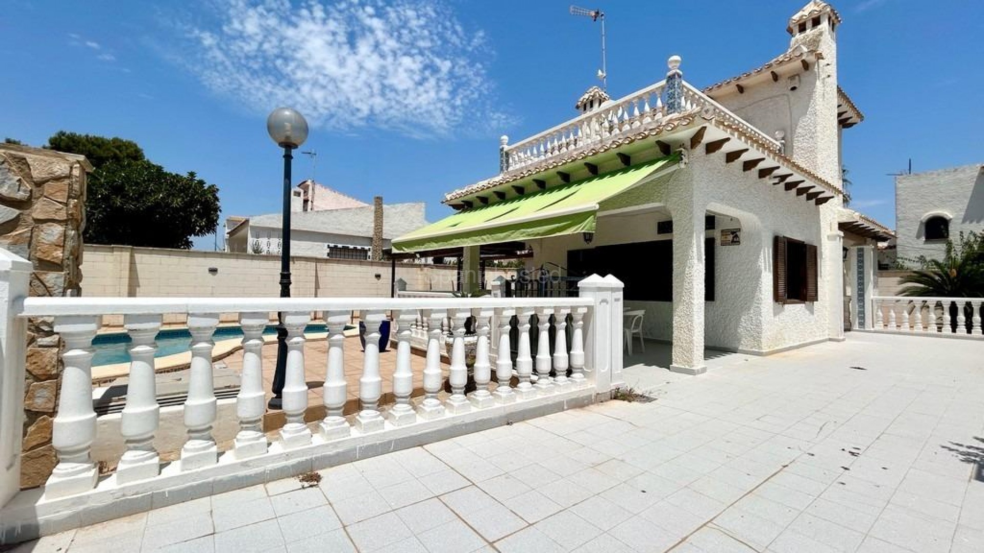 Bruktbolig - Villa -
Orihuela Costa - La Zenia