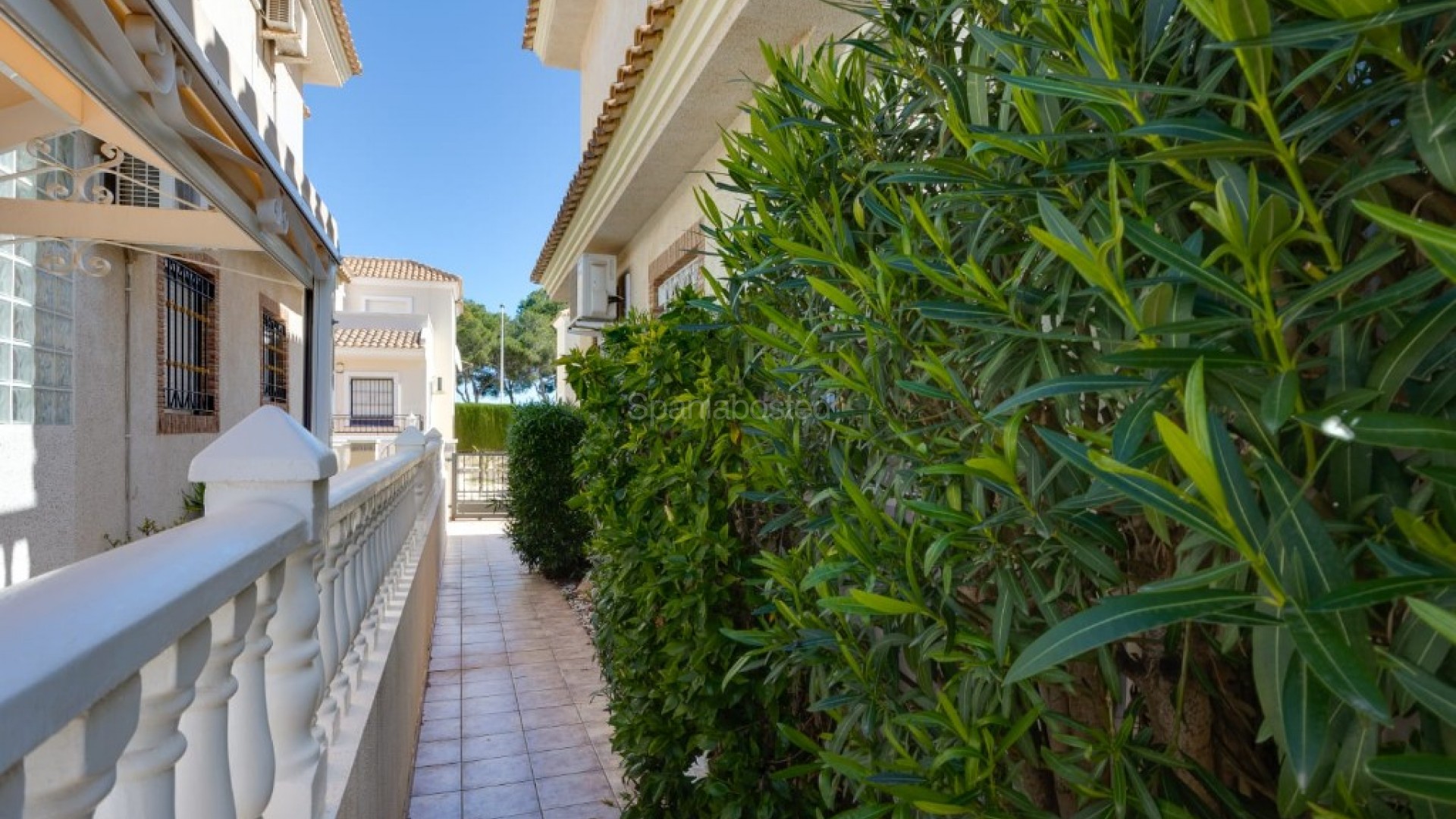 Bruktbolig - Villa -
Orihuela Costa - La Zenia