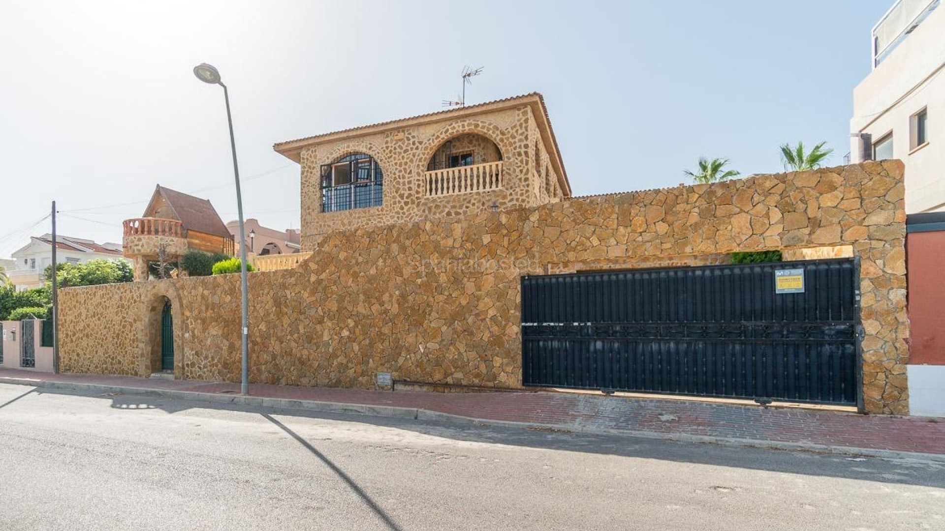 Bruktbolig - Villa -
Orihuela Costa - Los Altos