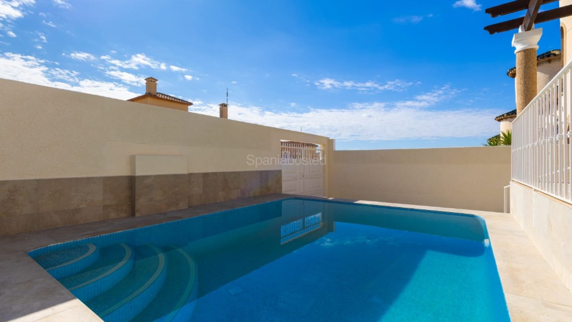 Bruktbolig - Villa -
Orihuela Costa - Villamartin