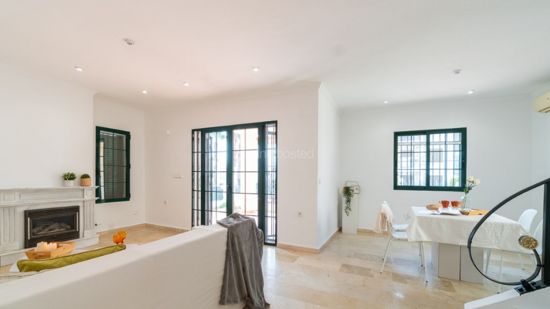 Bruktbolig - Villa -
Orihuela Costa - Villamartin