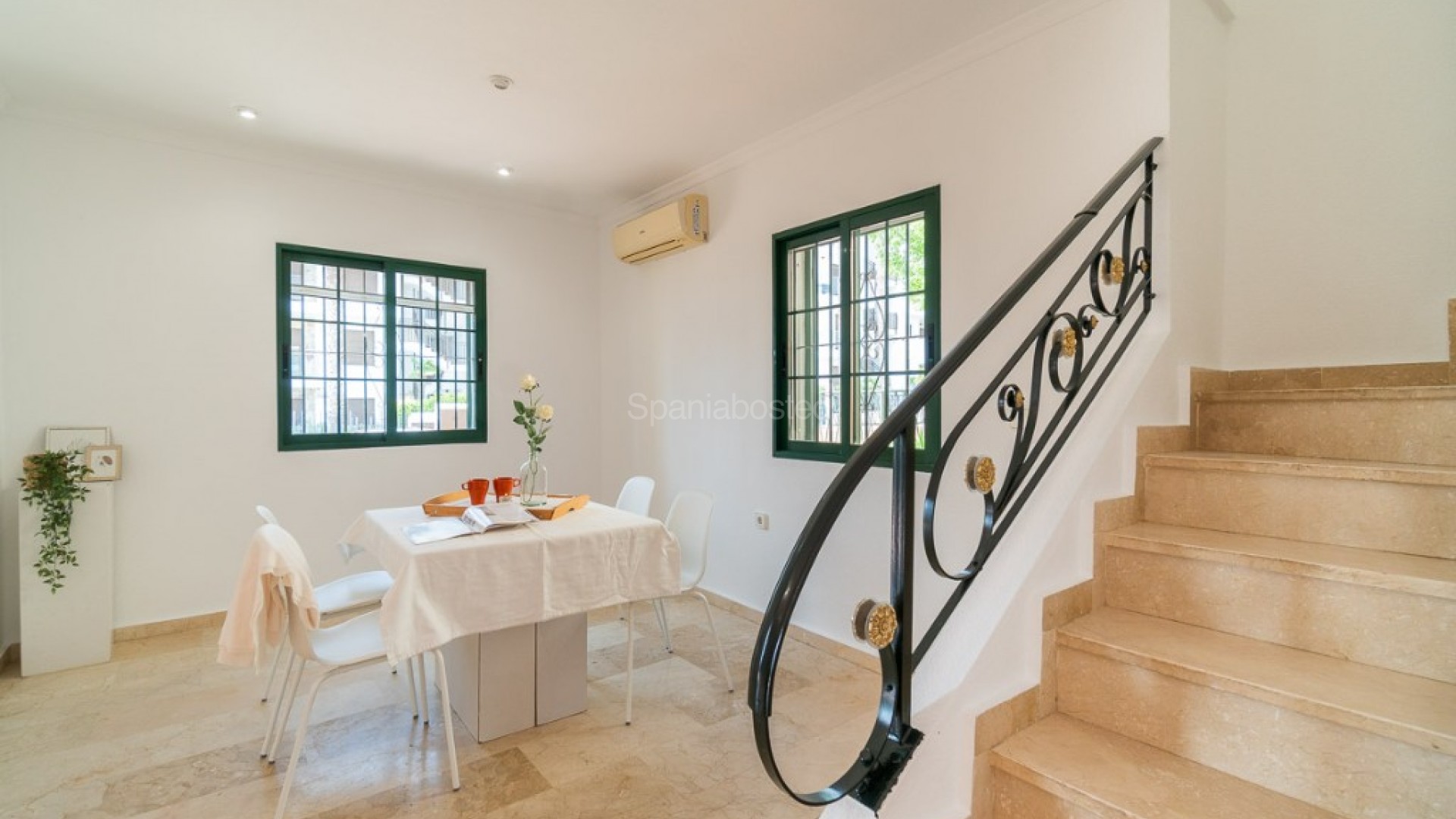 Bruktbolig - Villa -
Orihuela Costa - Villamartin