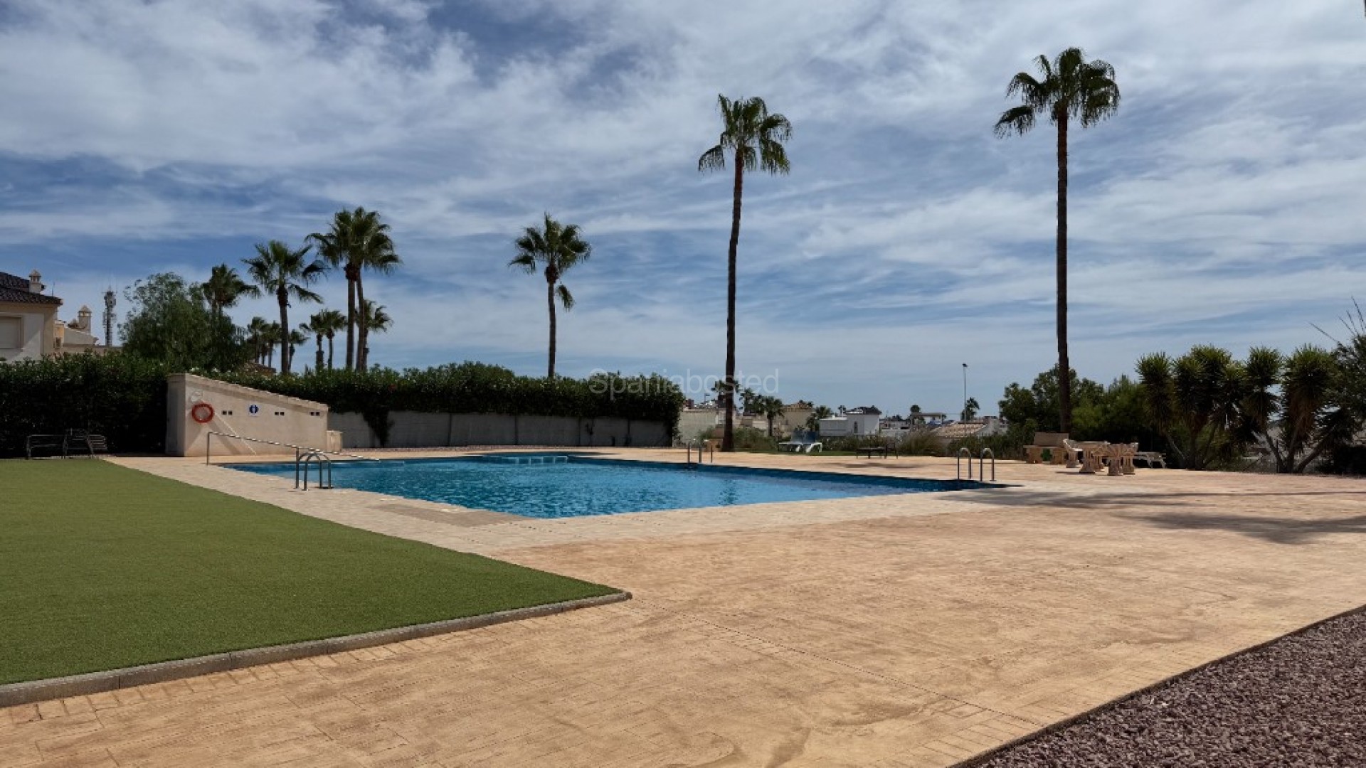 Bruktbolig - Villa -
Orihuela Costa - Villamartin