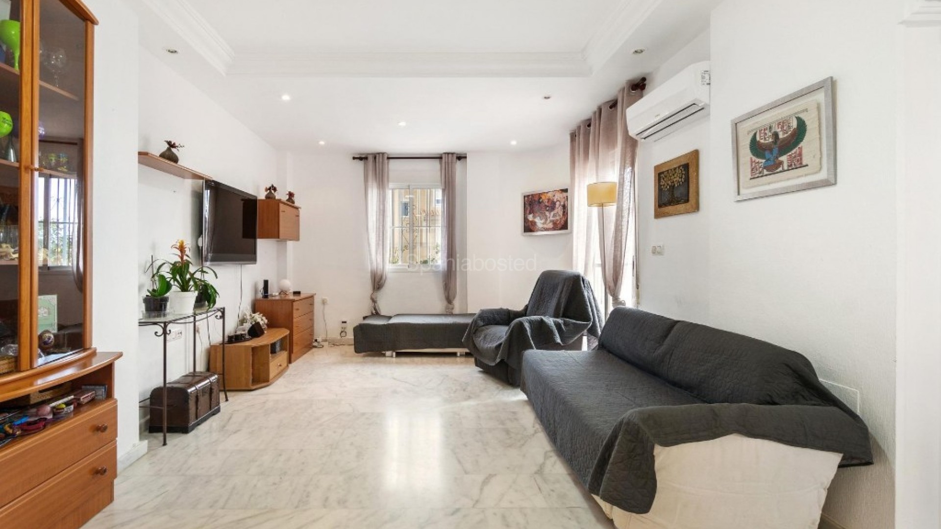 Bruktbolig - Villa -
Orihuela Costa