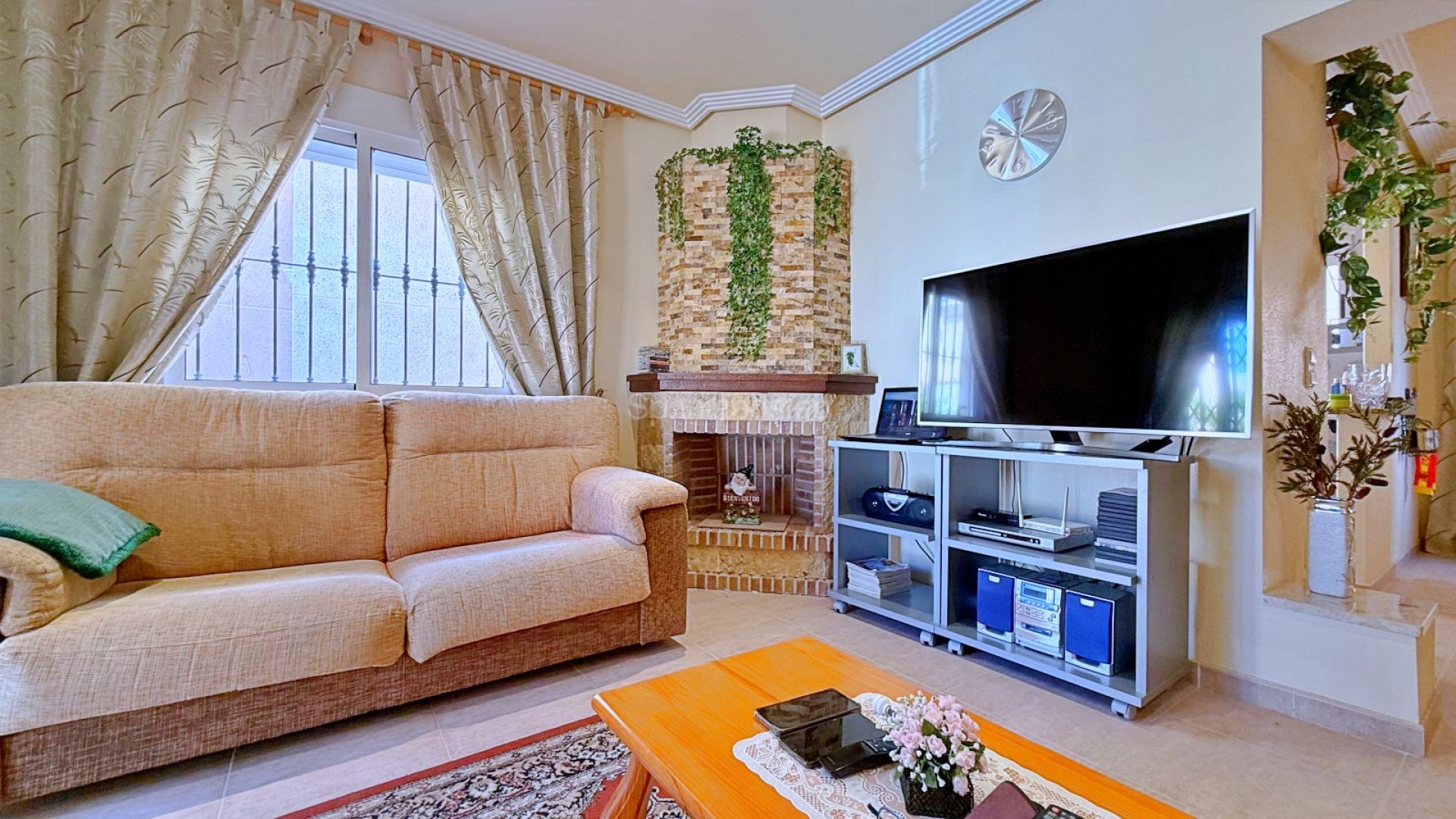 Bruktbolig - Villa -
Orihuela - Orihuela Costa