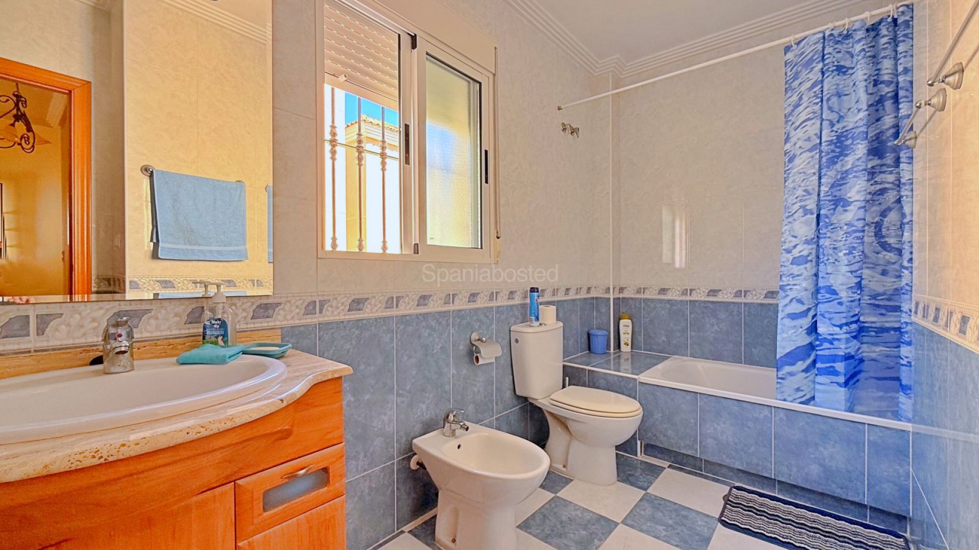 Bruktbolig - Villa -
Orihuela - Orihuela Costa