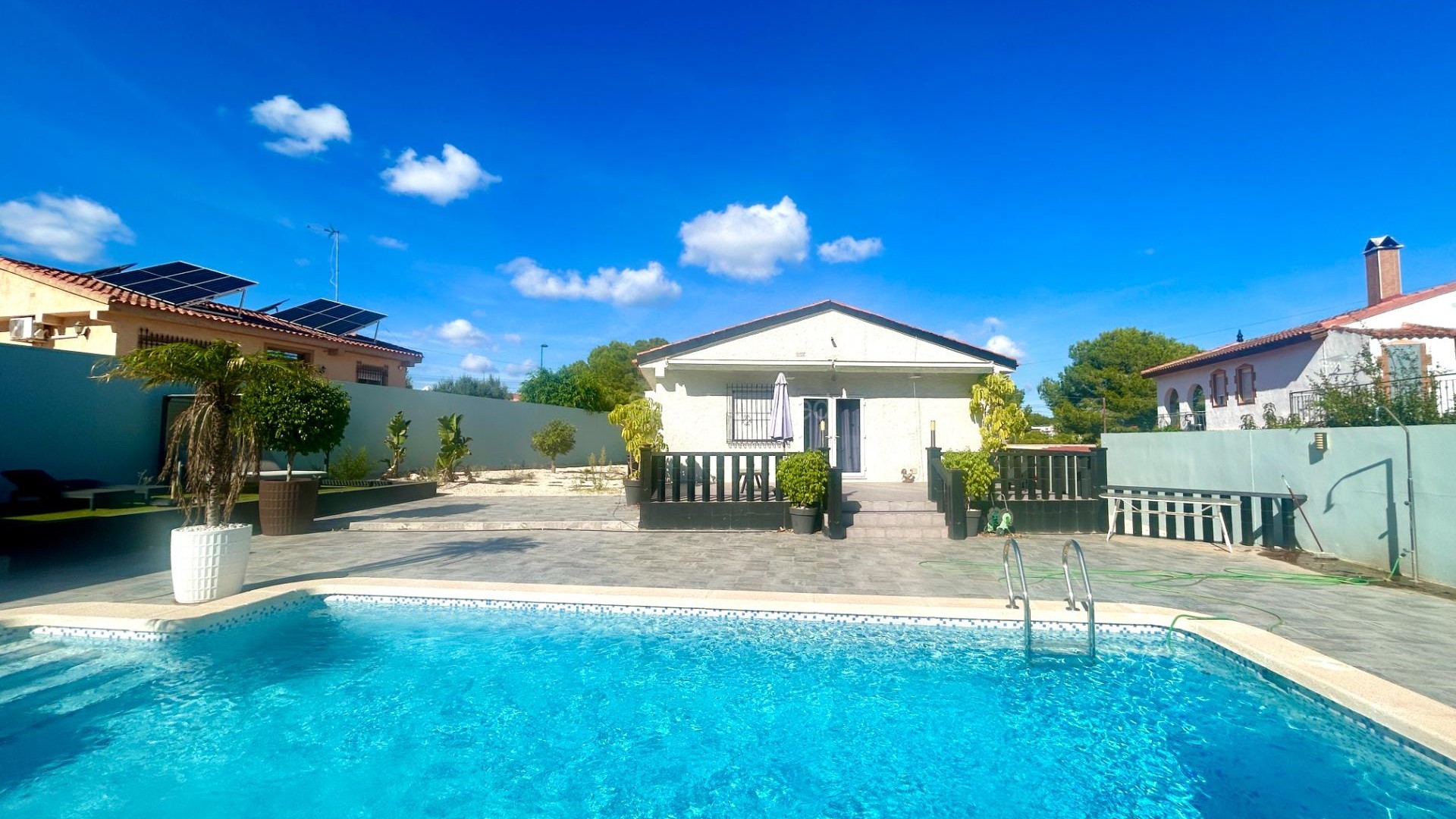 Bruktbolig - Villa -
Pilar de la Horadada - Pinar de Campoverde