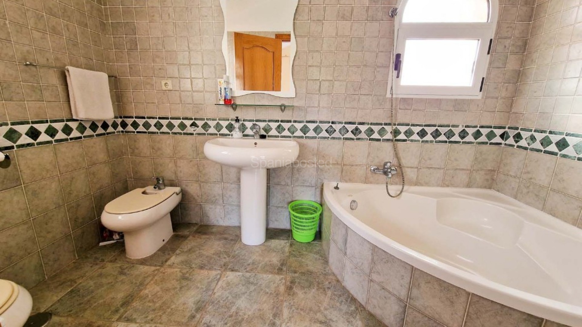 Bruktbolig - Villa -
Playa Flamenca