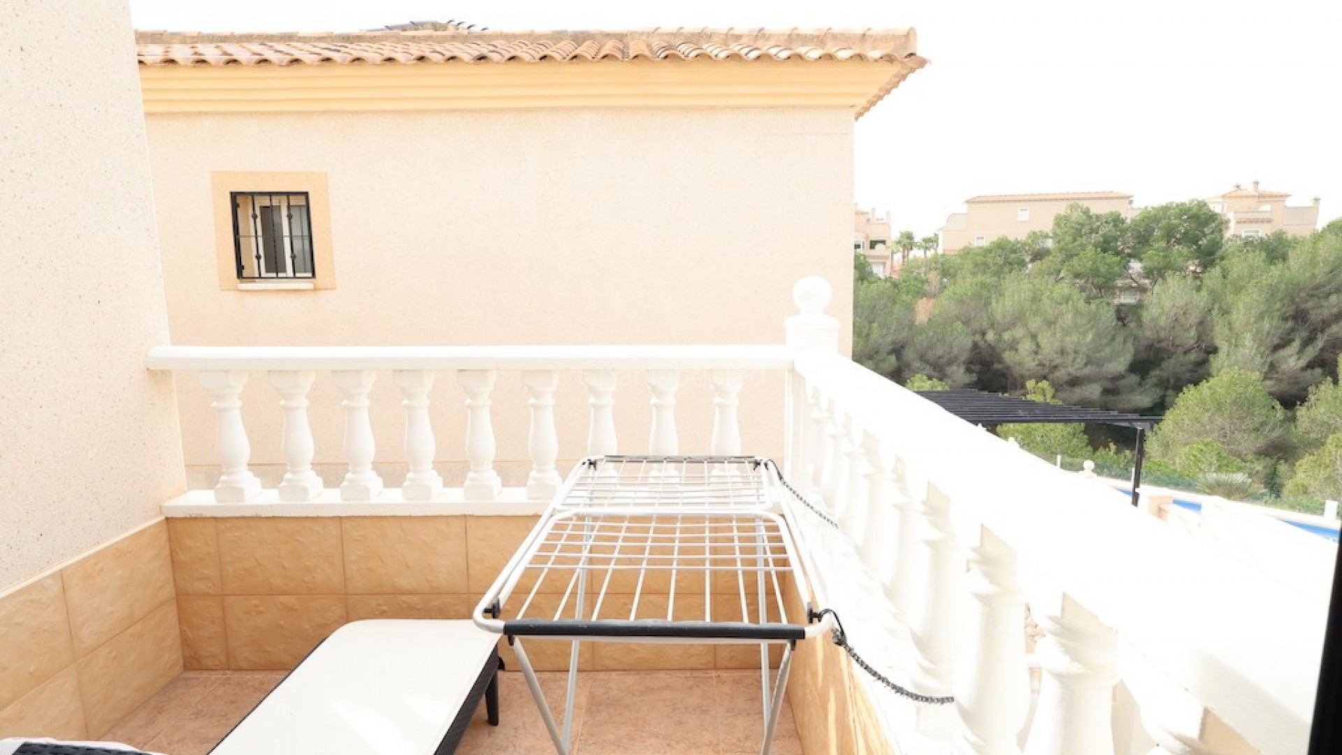 Bruktbolig - Villa -
Playa Flamenca