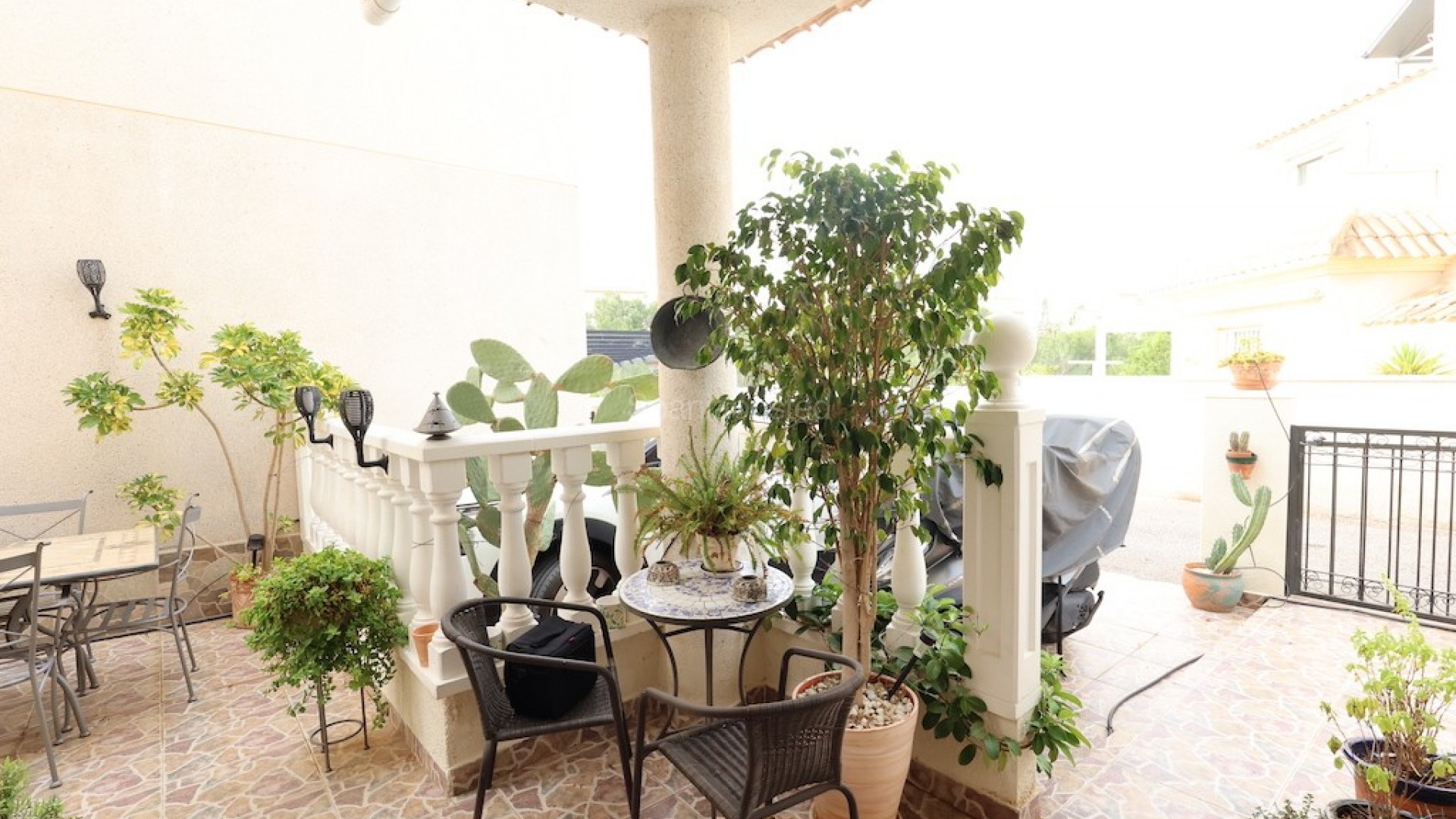 Bruktbolig - Villa -
Playa Flamenca