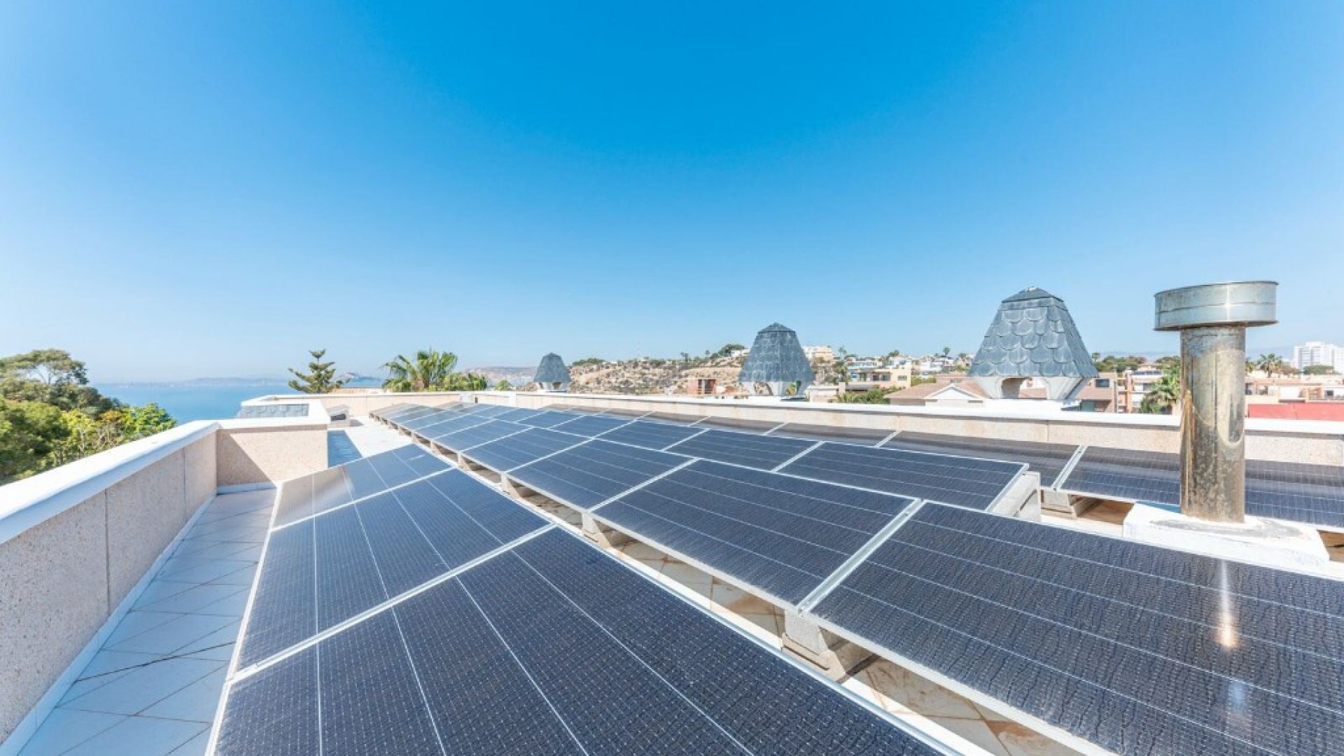 Bruktbolig - Villa -
Playa San Juan