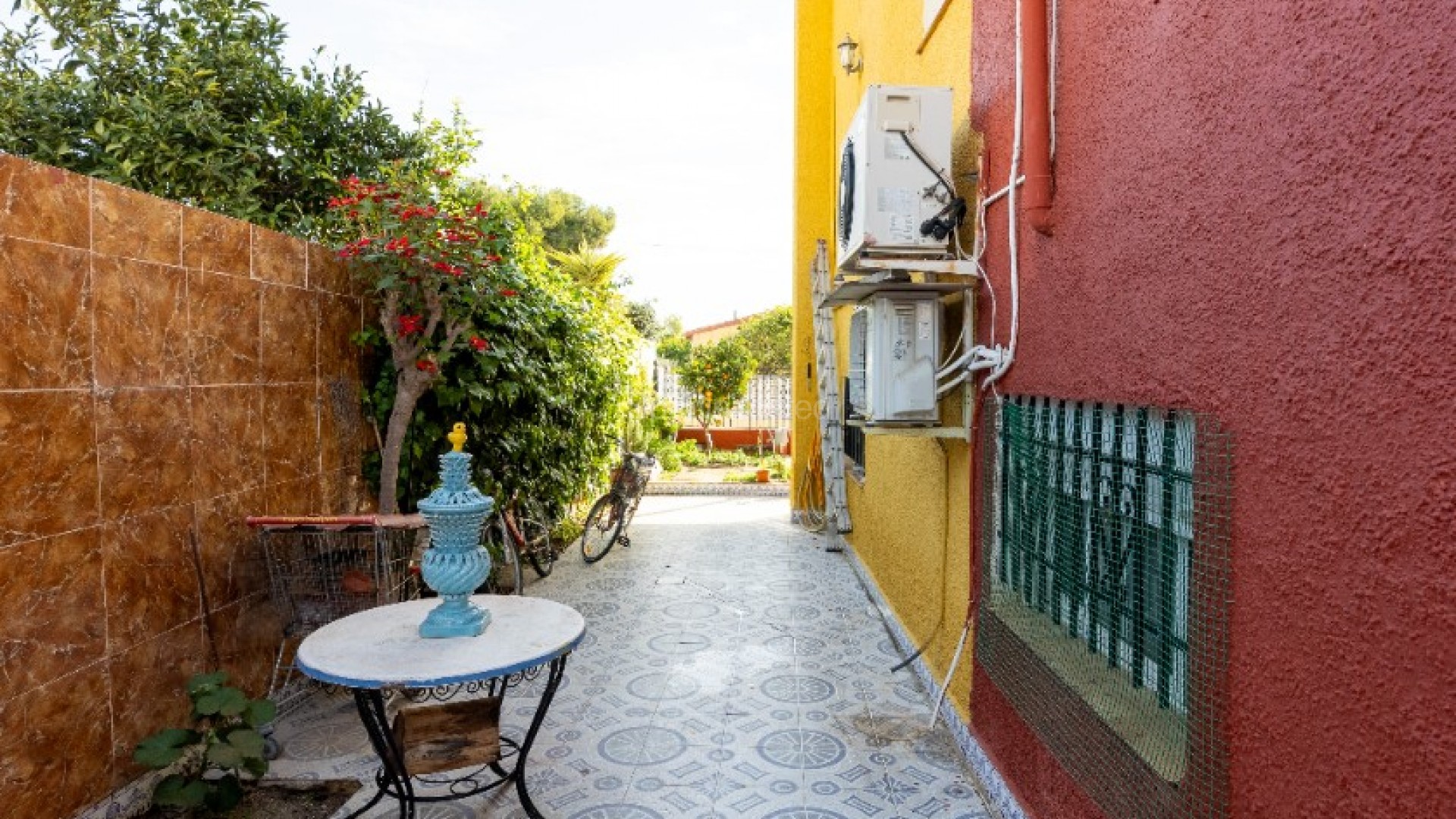 Bruktbolig - Villa -
Punta Prima