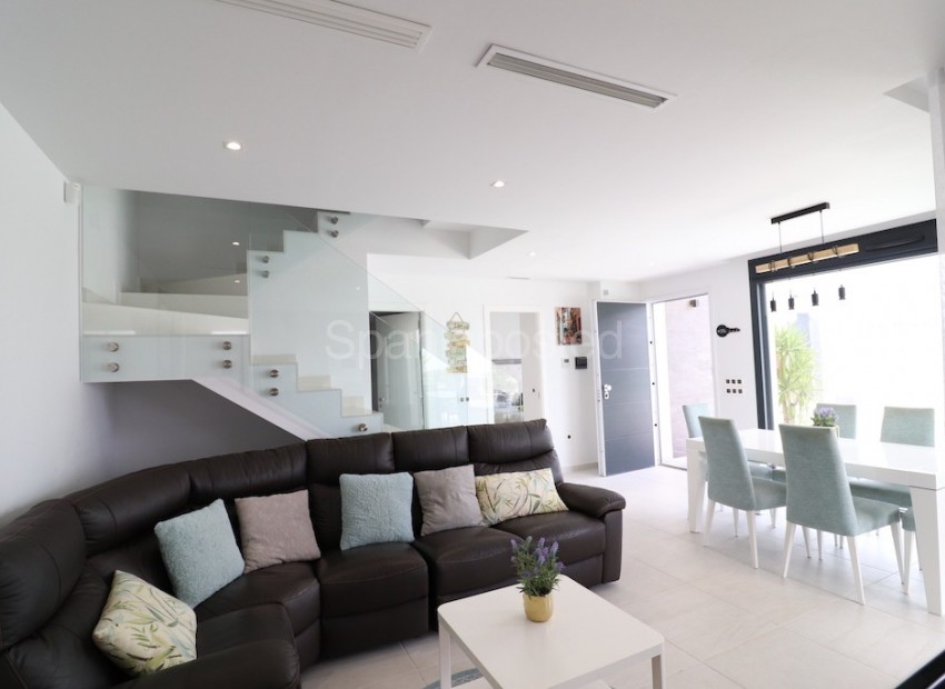 Bruktbolig - Villa -
San Miguel de Salinas