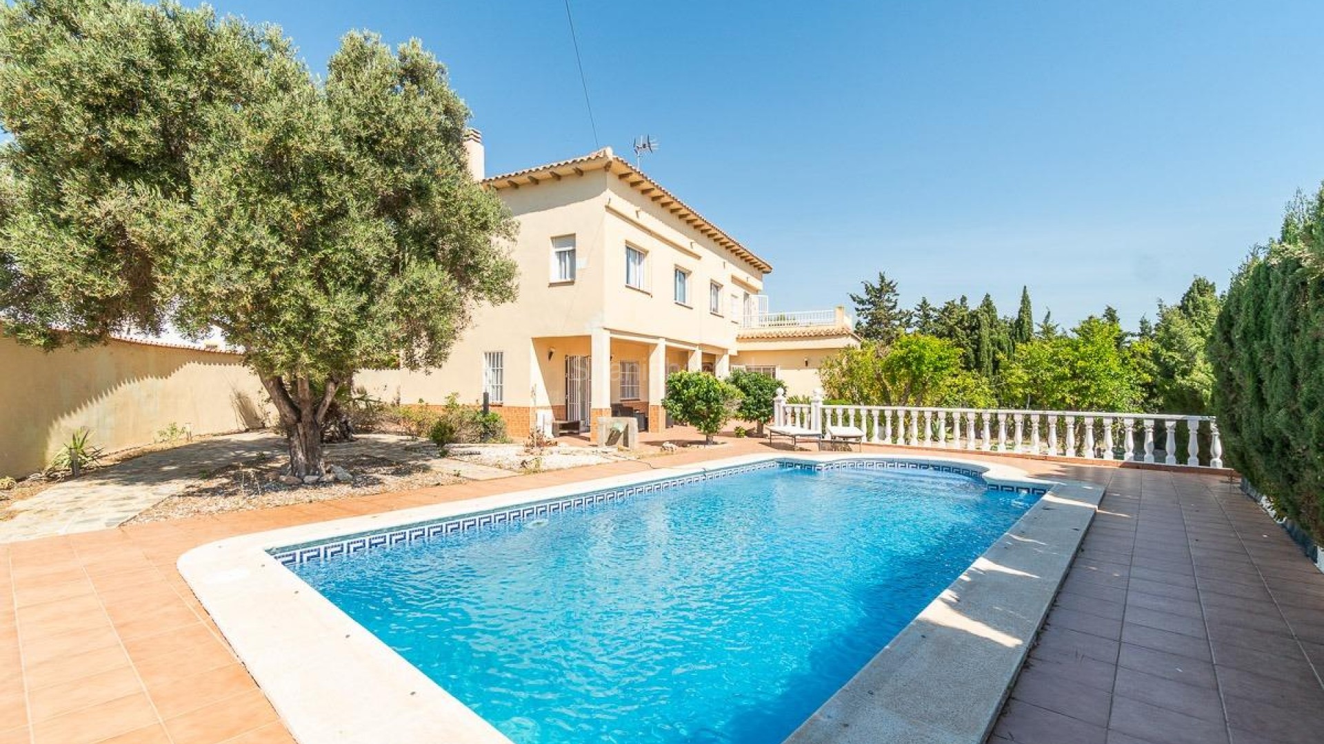 Bruktbolig - Villa -
Torrevieja - La Mata