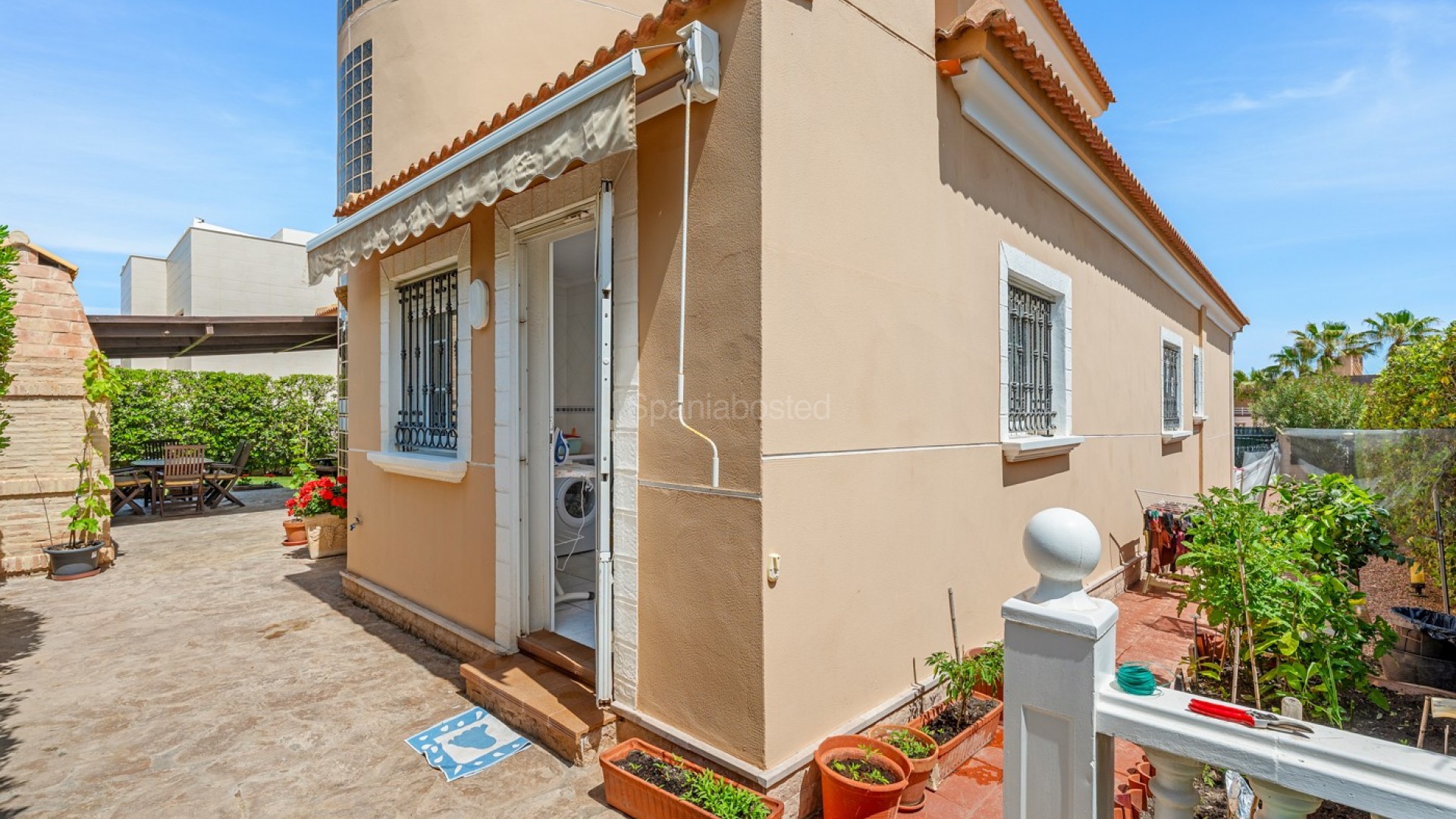 Bruktbolig - Villa -
Torrevieja - La Mata