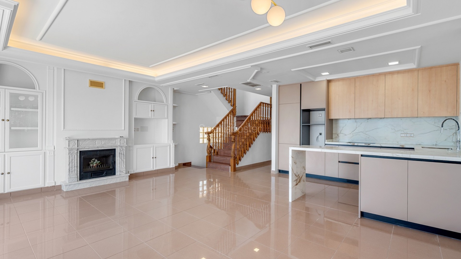 Bruktbolig - Villa -
Torrevieja