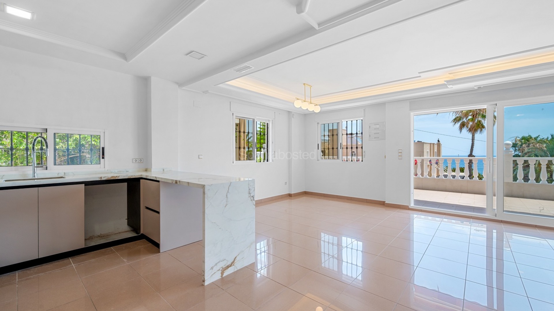 Bruktbolig - Villa -
Torrevieja