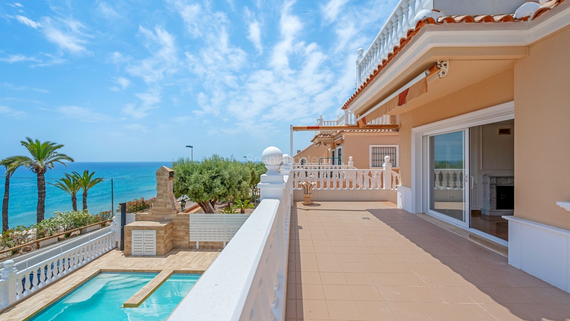 Bruktbolig - Villa -
Torrevieja