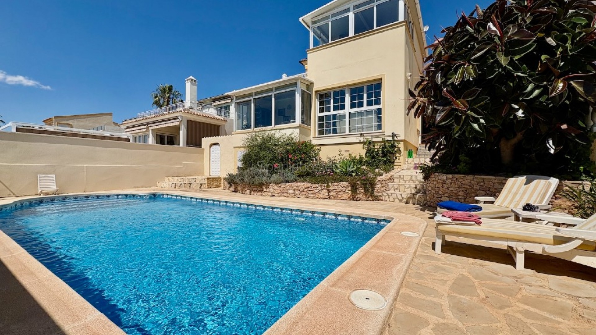 Bruktbolig - Villa -
Villamartín - Villamartin