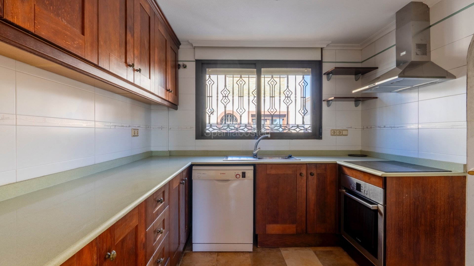 Bruktbolig - Villa -
Villamartín - Villamartin