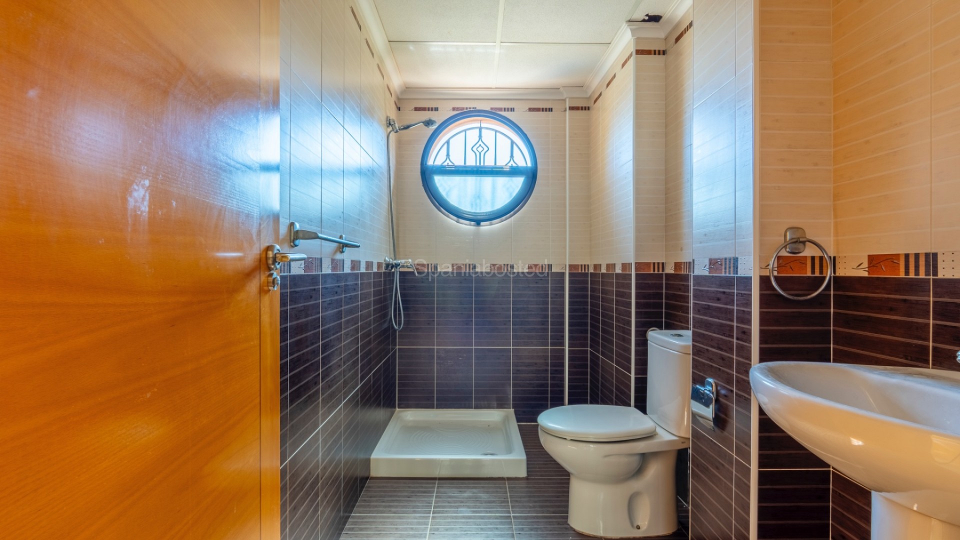 Bruktbolig - Villa -
Villamartín - Villamartin