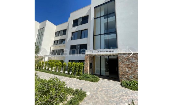 Leilighet - Bruktbolig - Las Colinas Golf and Country Club - CBW-16220