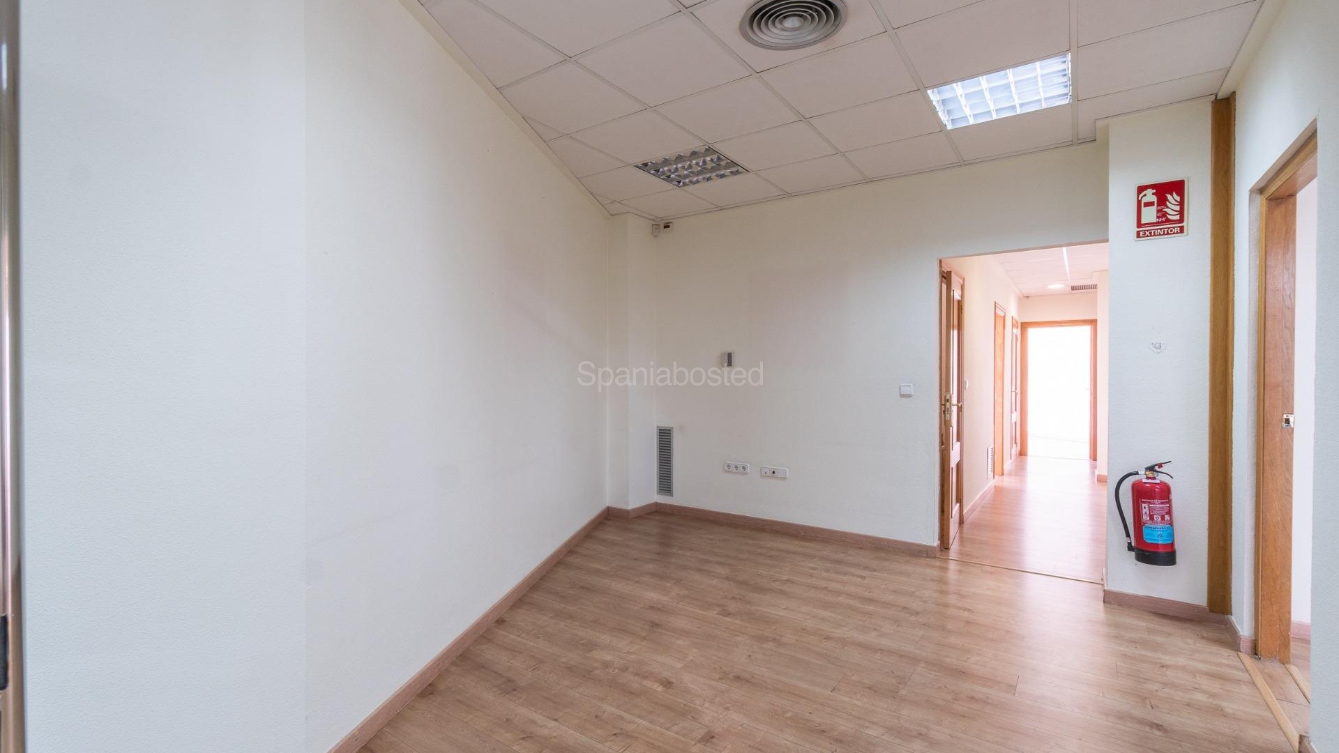 Long time Rental - Local comercial -
Orihuela Costa - Playa Flamenca