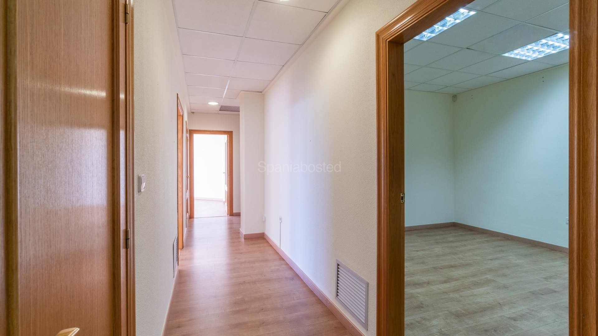 Long time Rental - Local comercial -
Orihuela Costa - Playa Flamenca