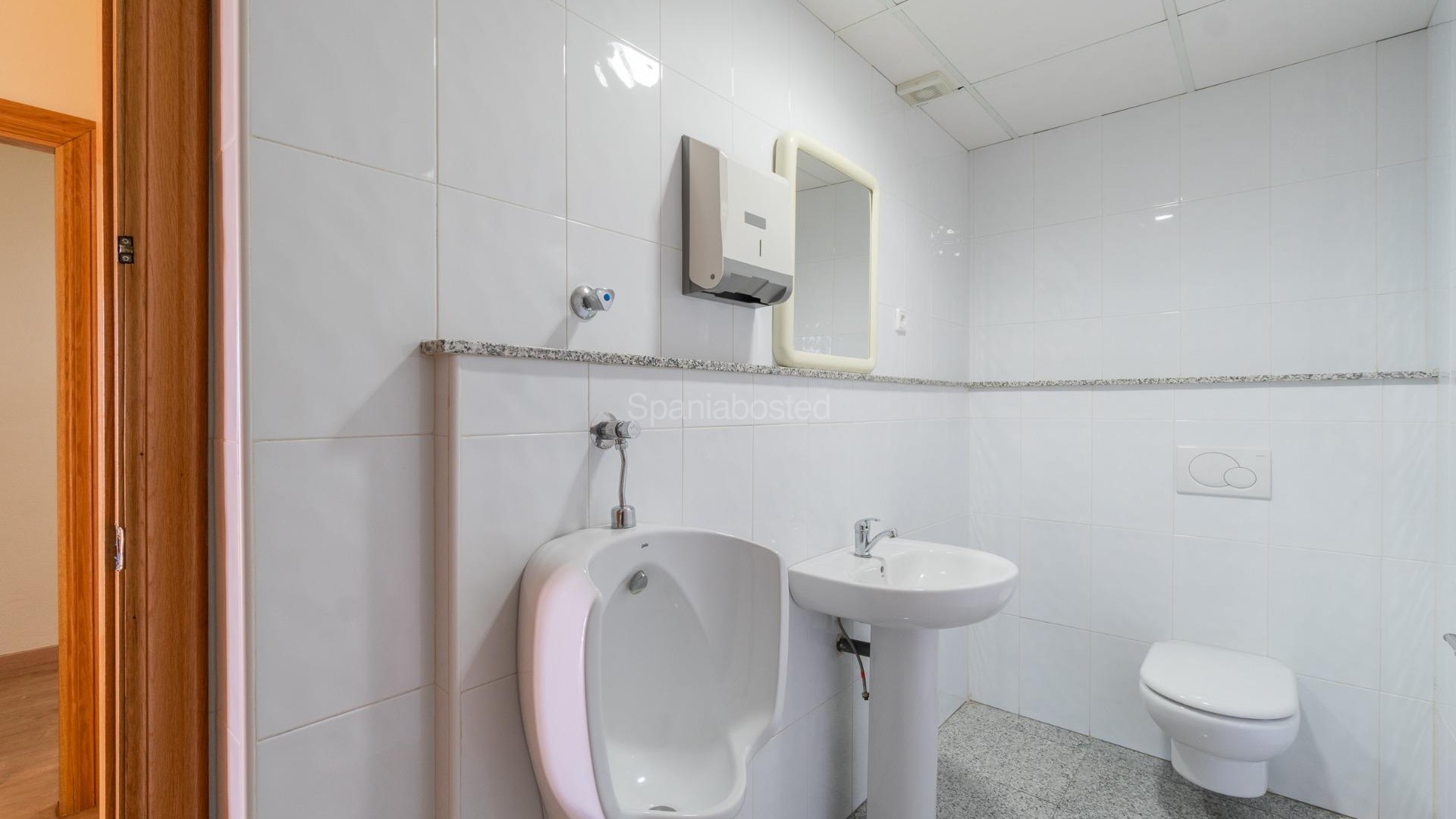 Long time Rental - Local comercial -
Orihuela Costa - Playa Flamenca