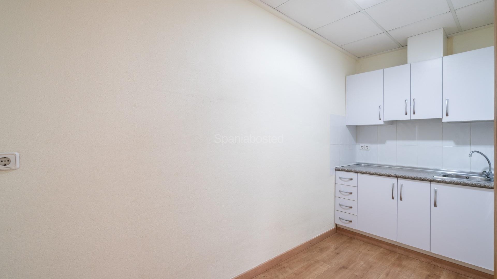 Long time Rental - Local comercial -
Orihuela Costa - Playa Flamenca