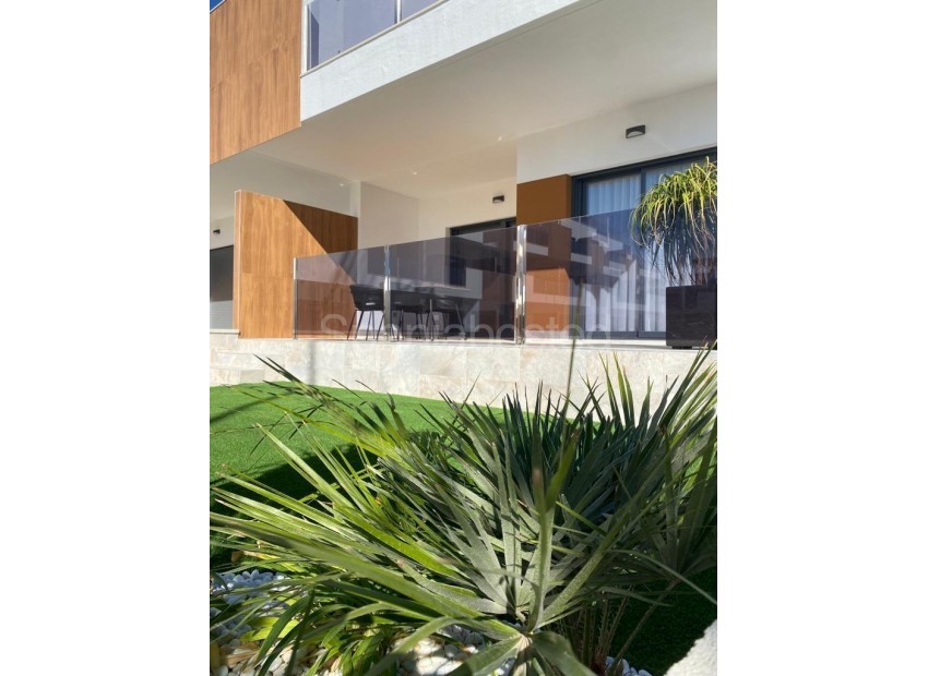 New Build - Apartment -
Pilar de la Horadada