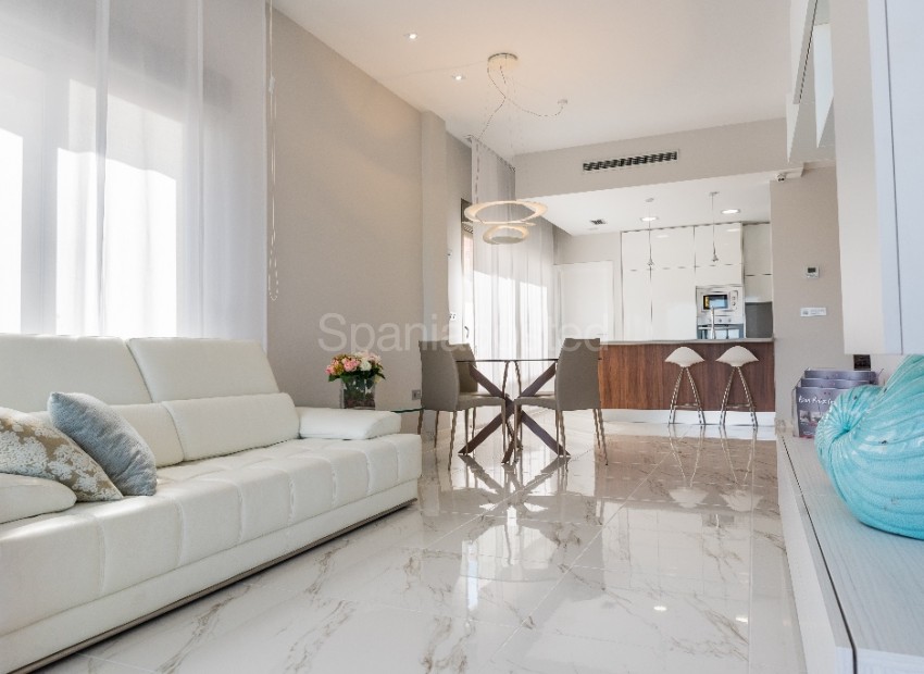 New Build - Villa -
Villamartín - Villamartin