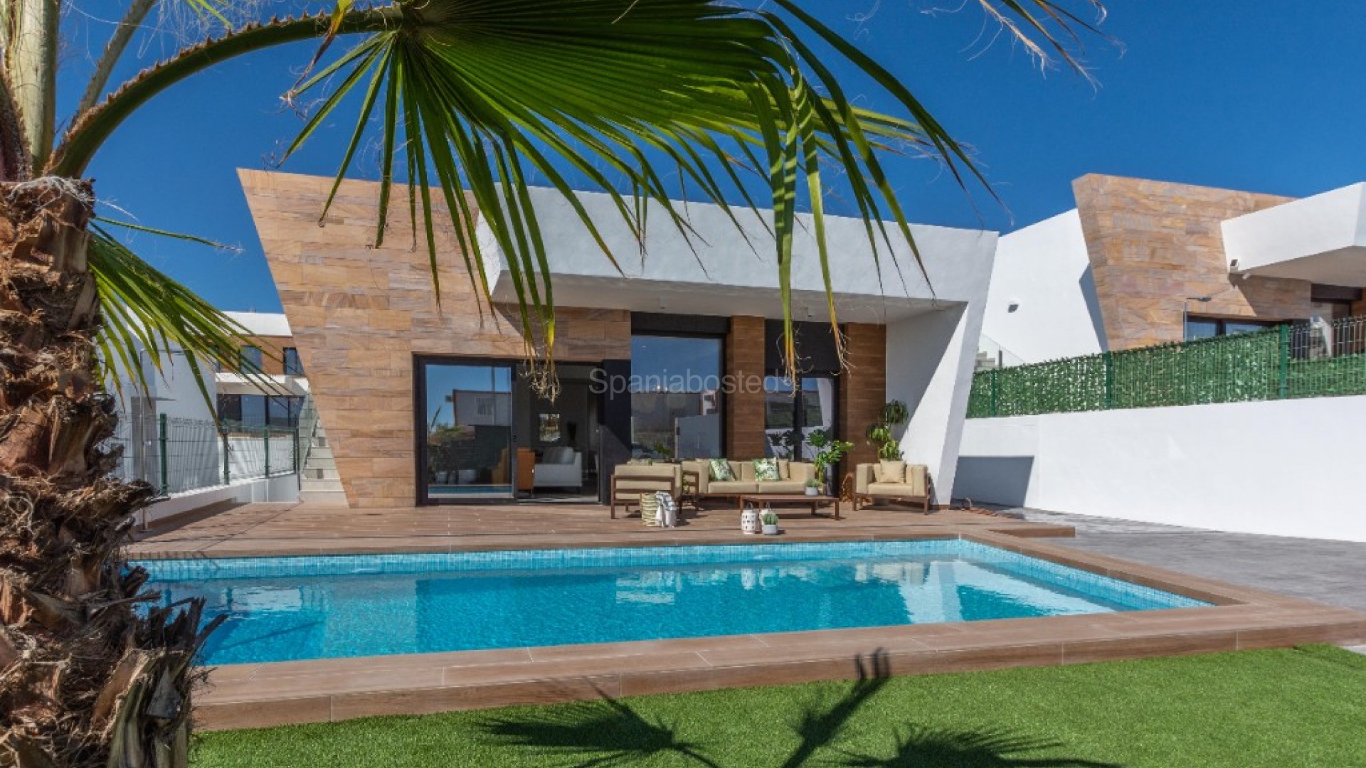 Nueva construcción  - Villa -
Benidorm