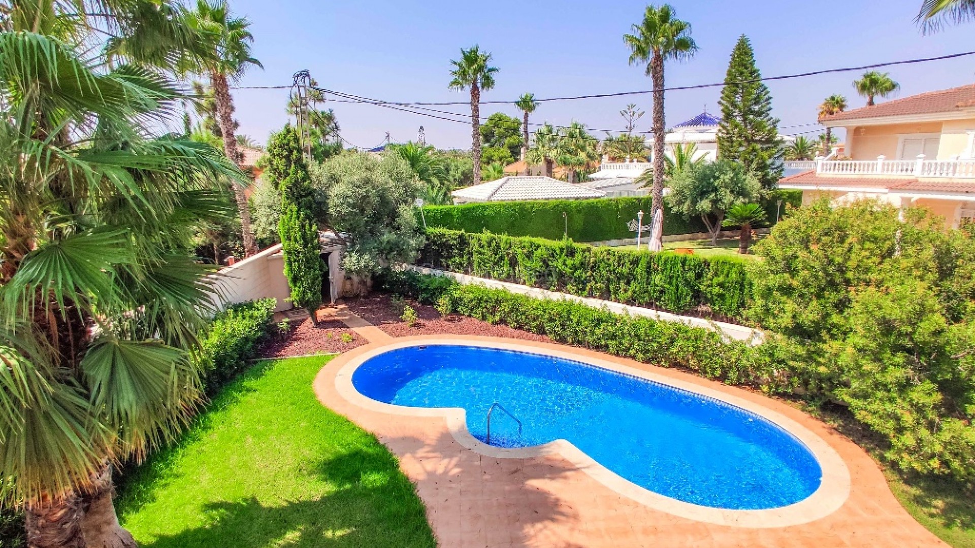 Nueva construcción  - Villa -
Cabo Roig