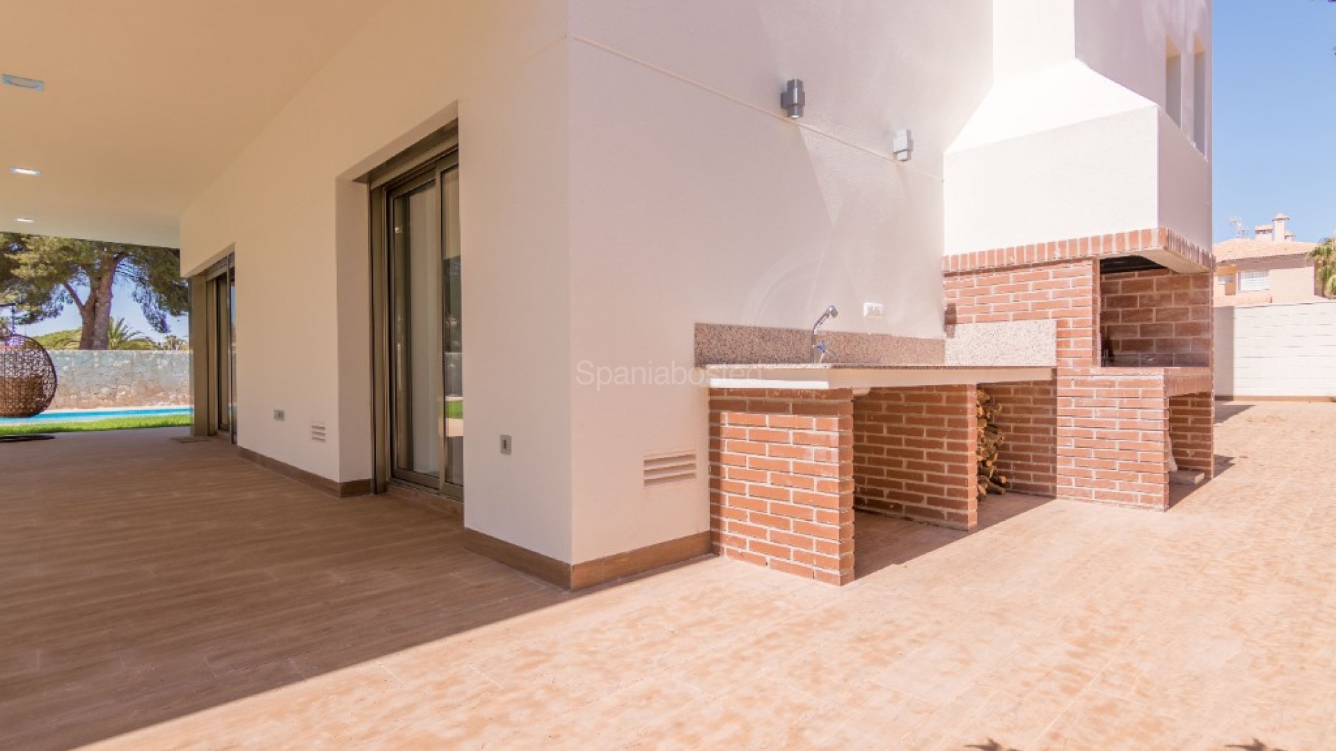 Nueva construcción  - Villa -
Campoamor