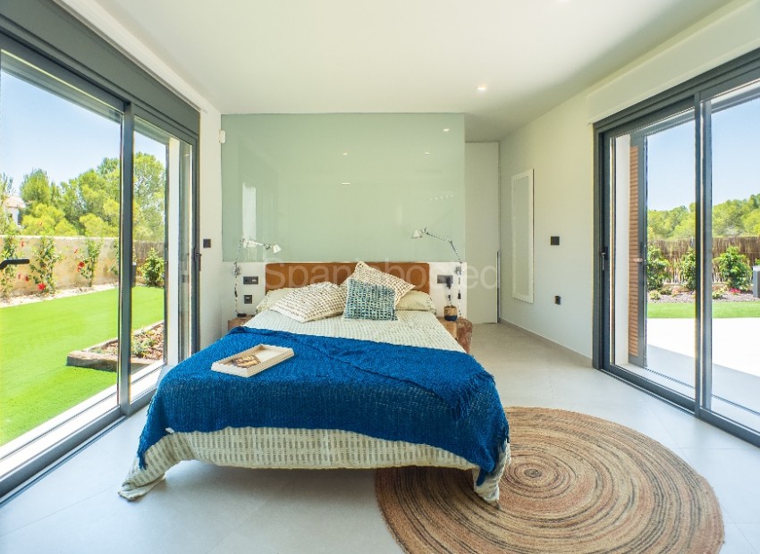 Nueva construcción  - Villa -
Finestrat