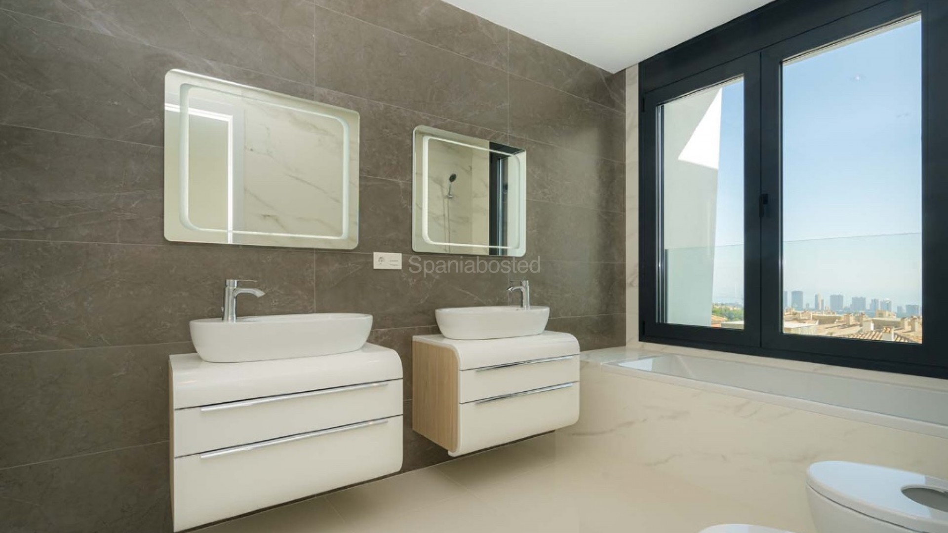 Nueva construcción  - Villa -
Finestrat