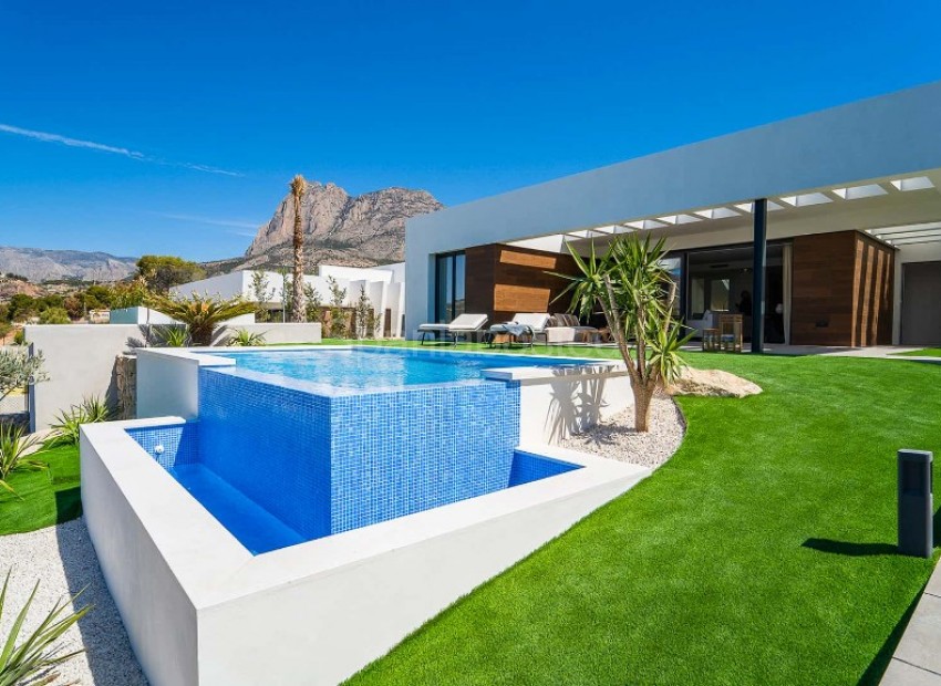 Nueva construcción  - Villa -
Finestrat