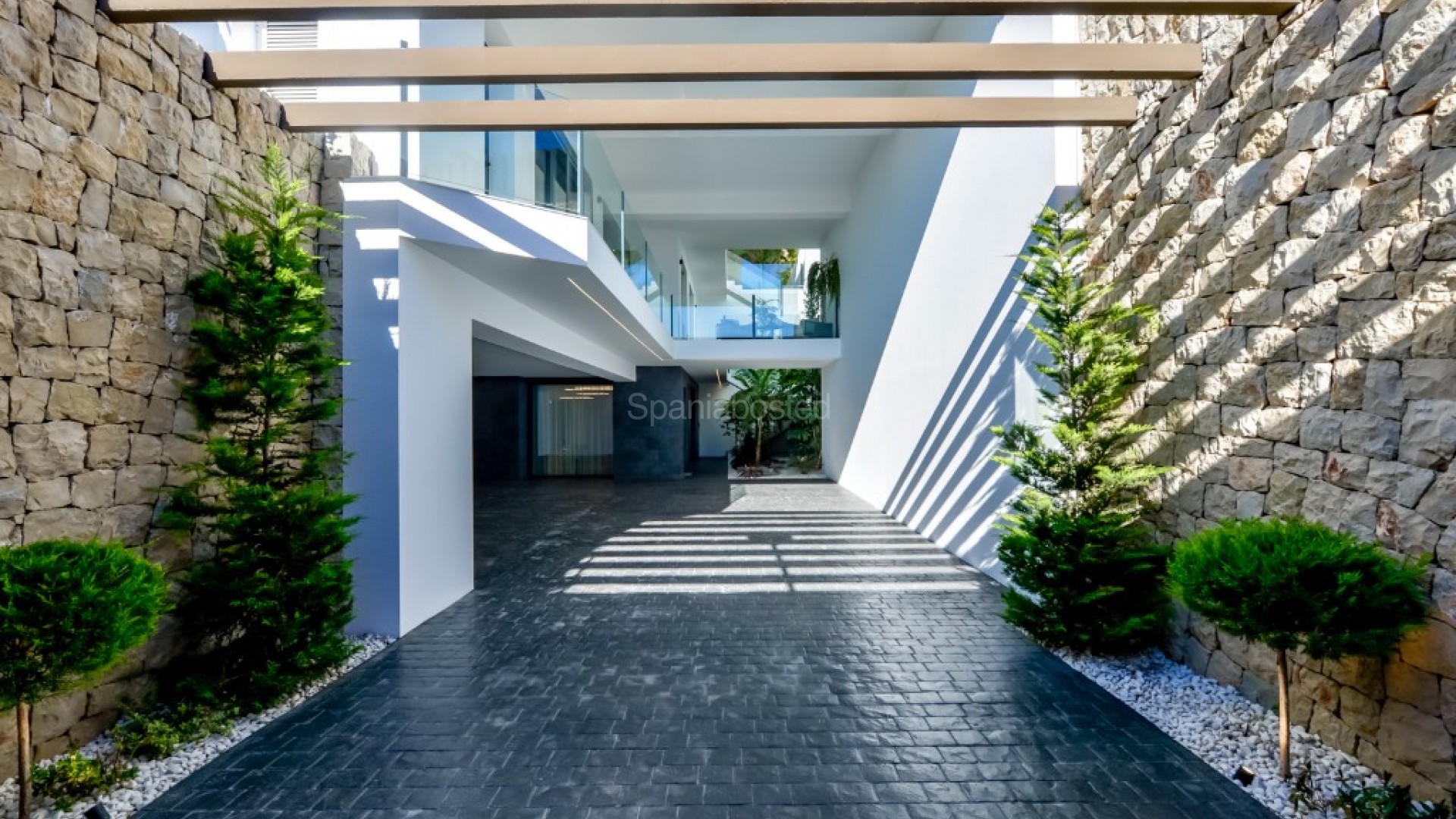 Nueva construcción  - Villa -
Finestrat