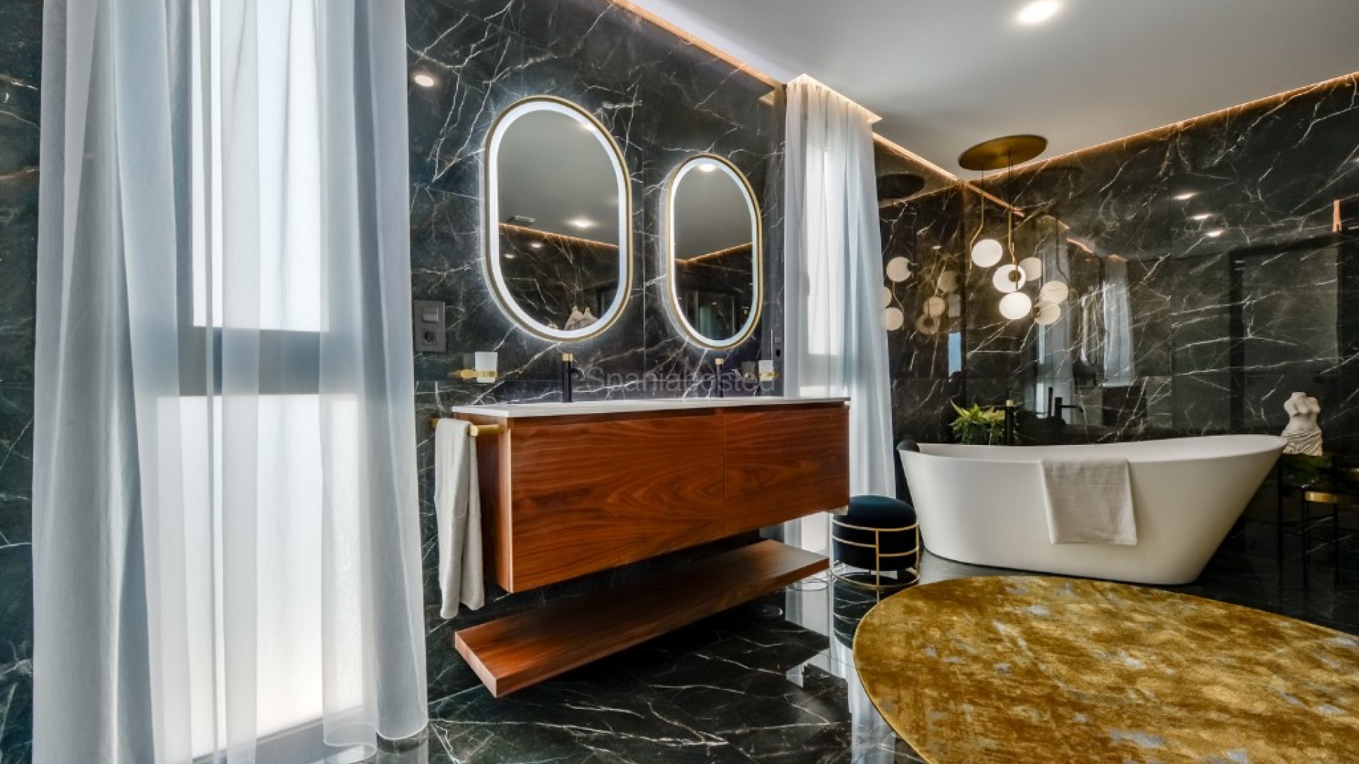 Nueva construcción  - Villa -
Finestrat