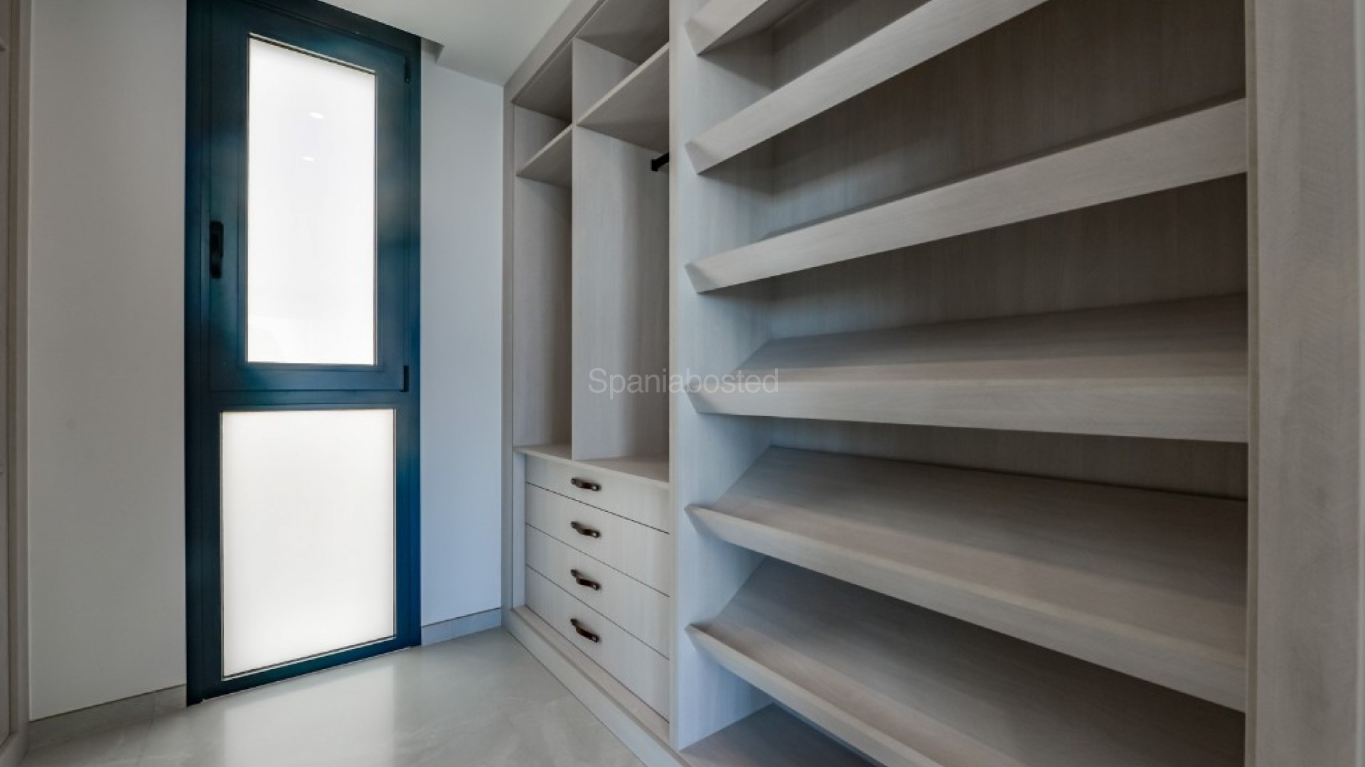 Nueva construcción  - Villa -
Finestrat