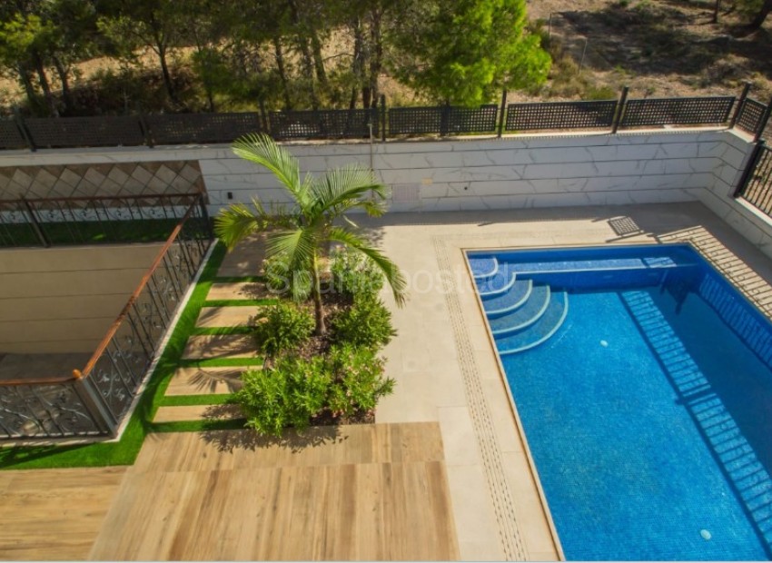 Nueva construcción  - Villa -
Finestrat