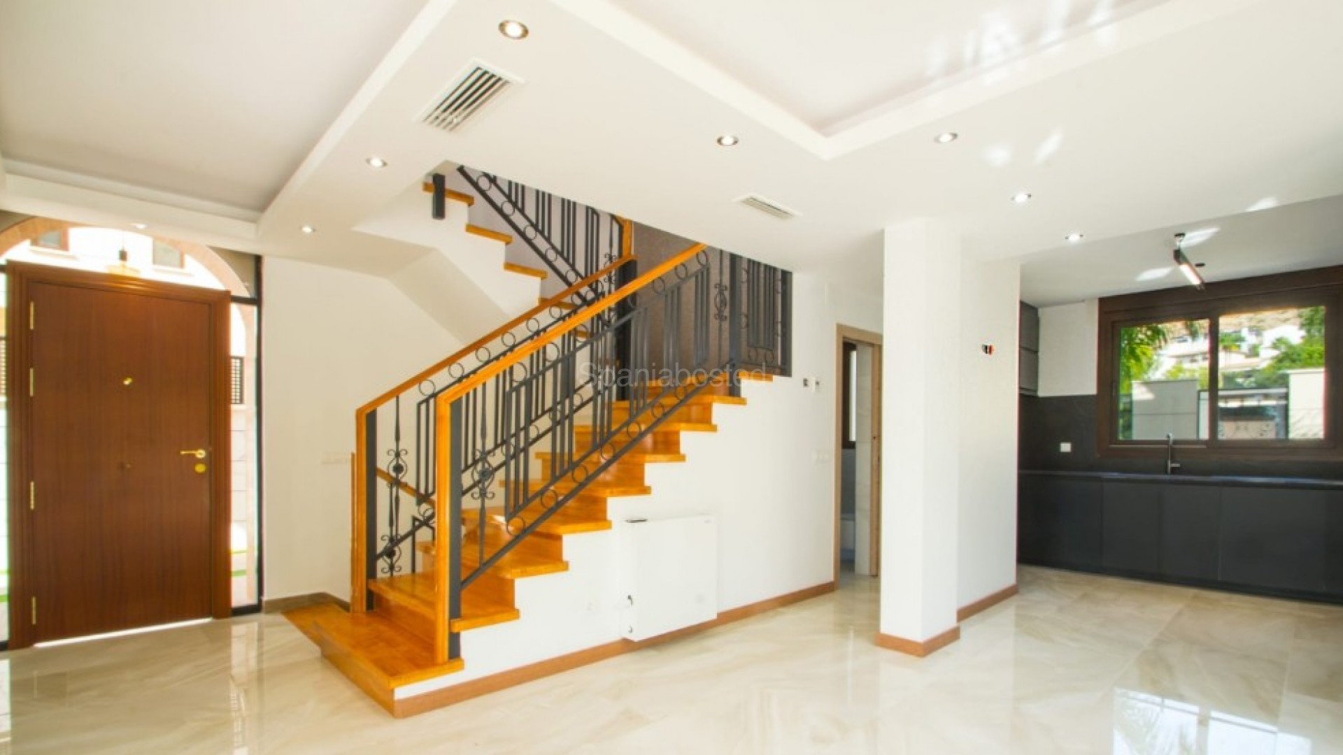 Nueva construcción  - Villa -
Finestrat